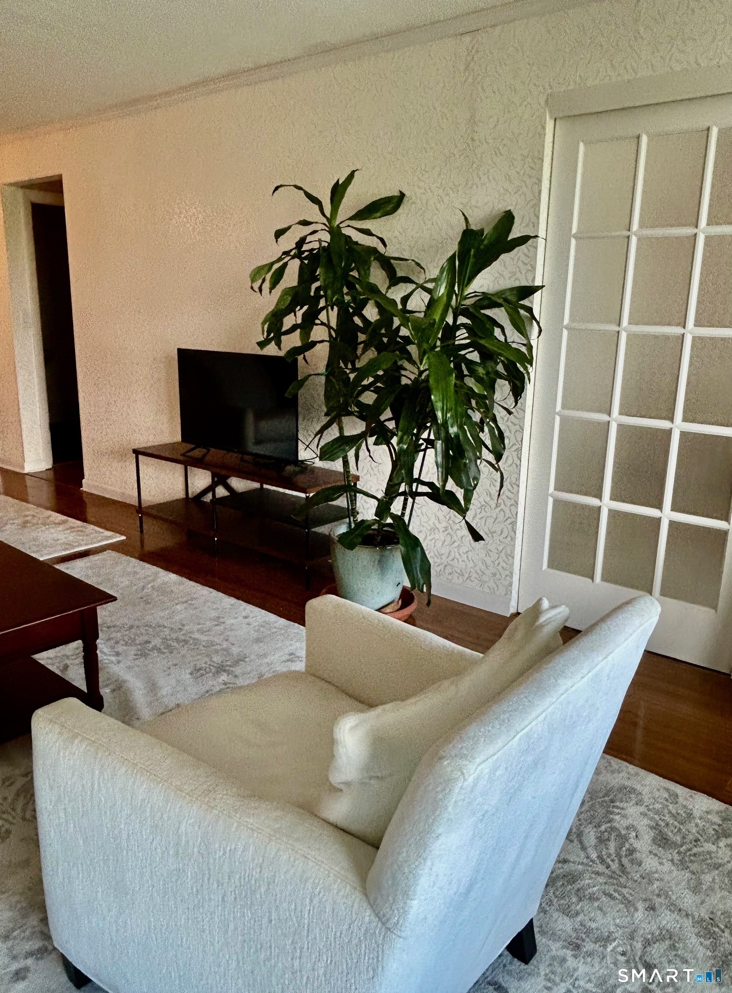 1 Strawberry Hill 3f Court Property Photo 6