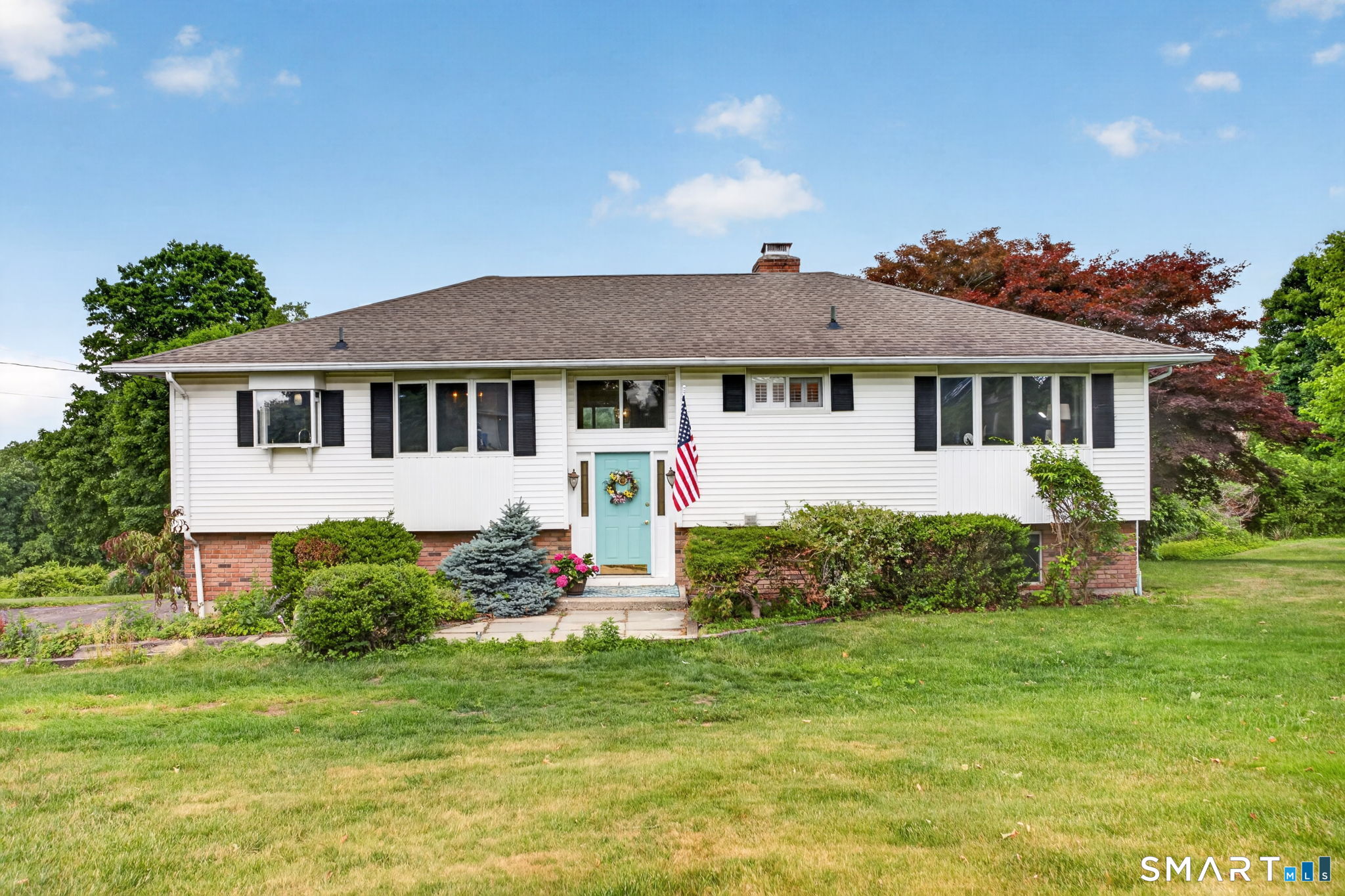 14 Whippoorwill Hill Road Property Photo 1