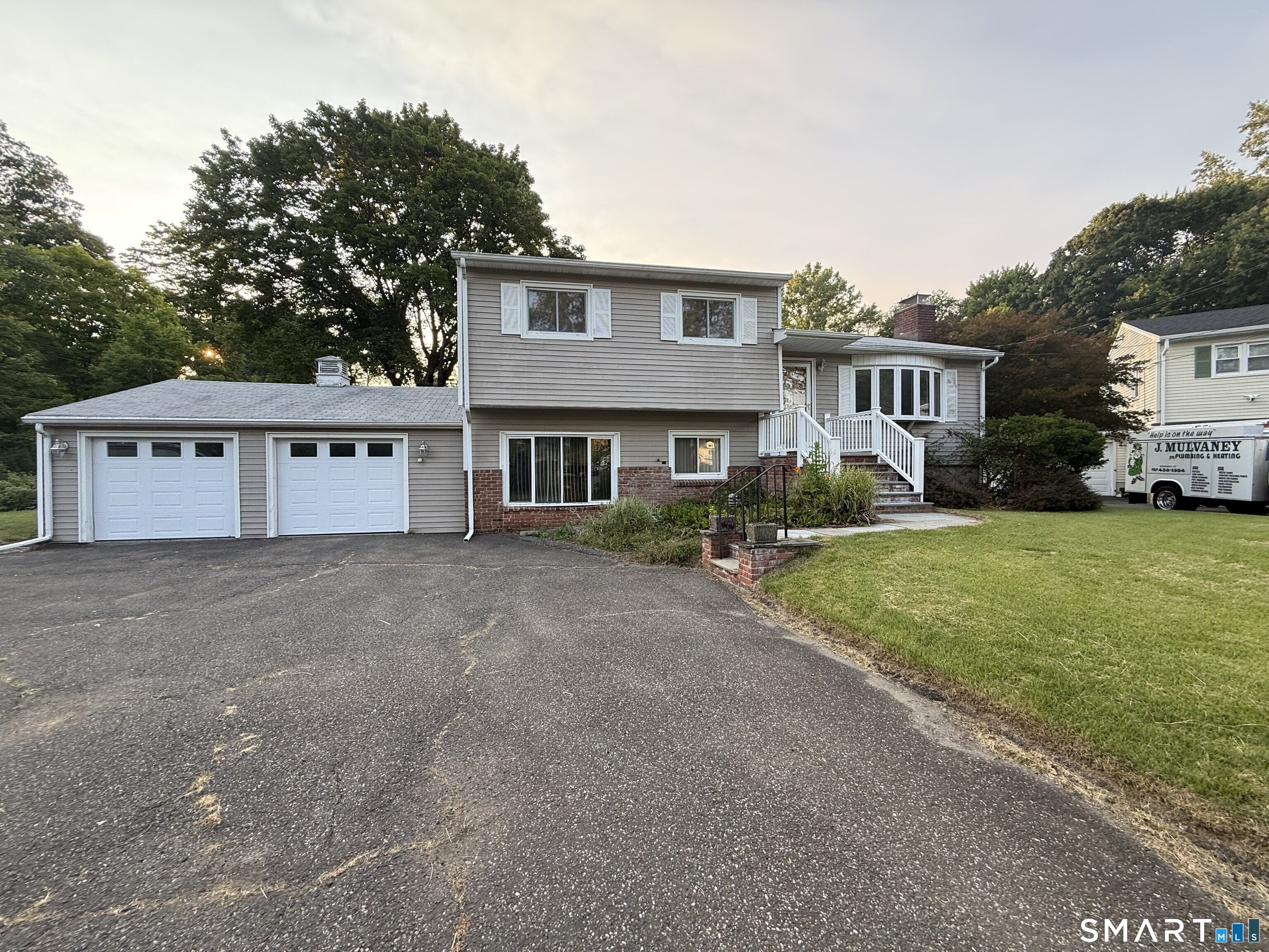 3 Victor Drive Property Photo 1