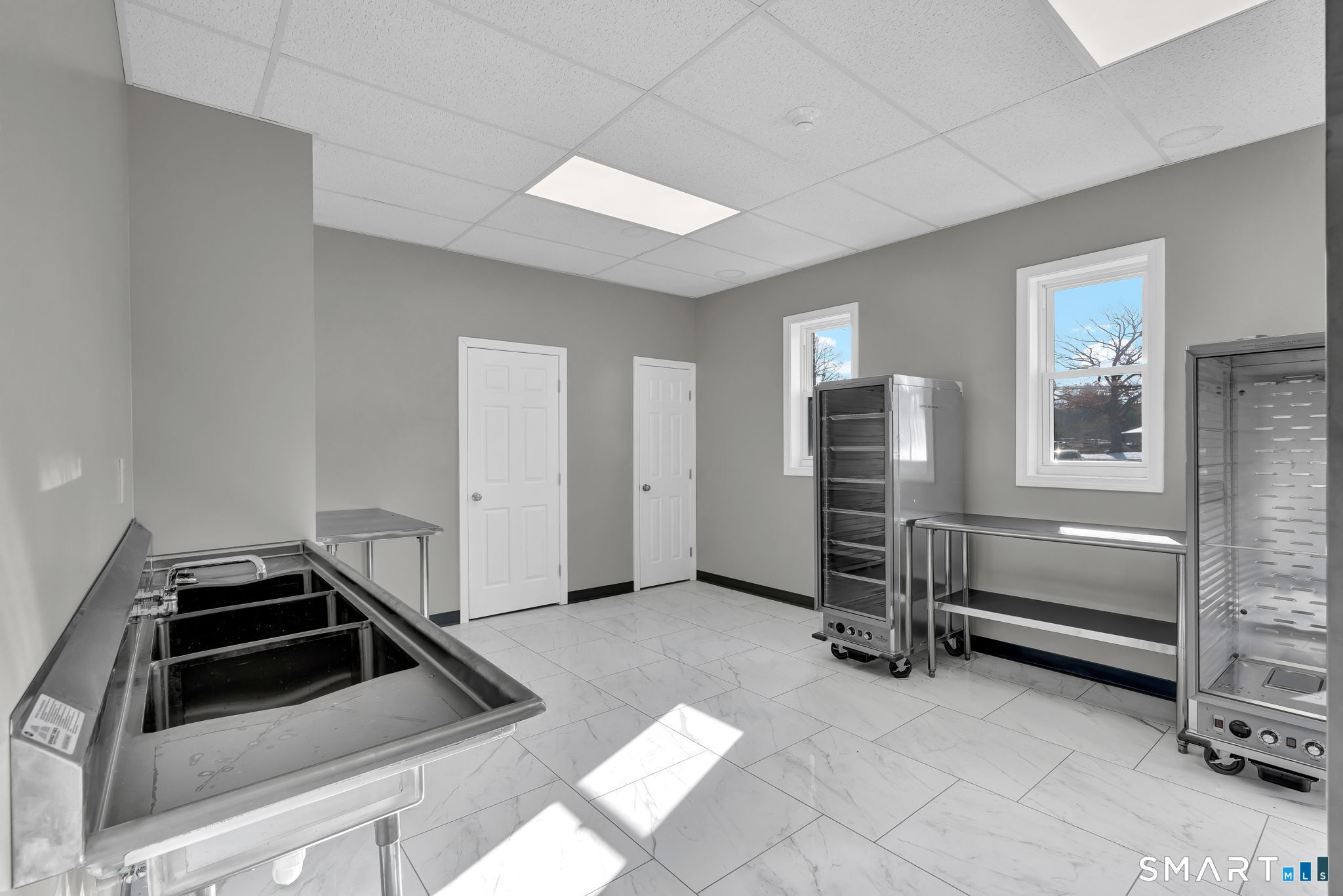48 Kingsbury Avenue Property Photo 19