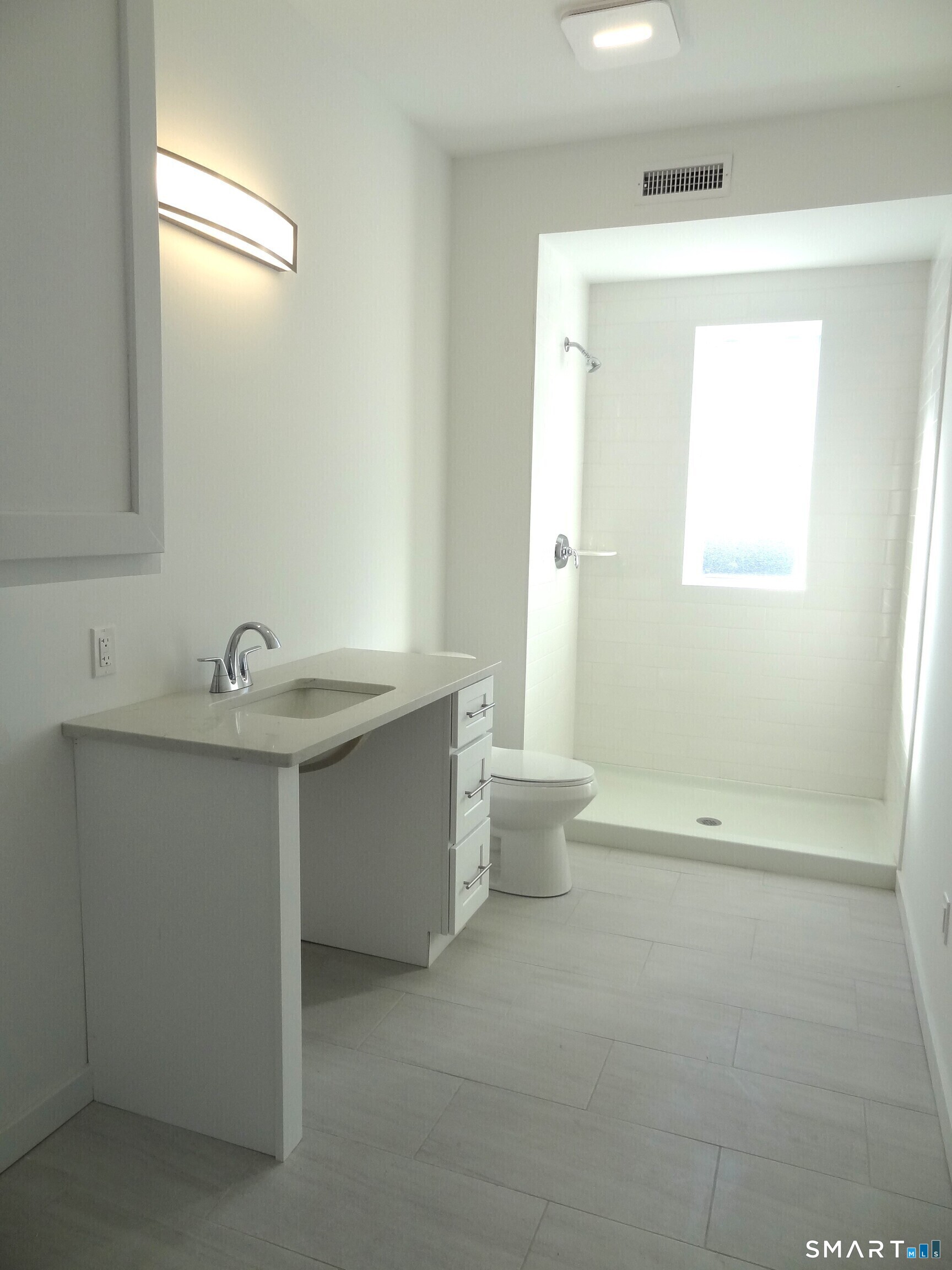 2806 Fairfield 308 Avenue Property Photo 10
