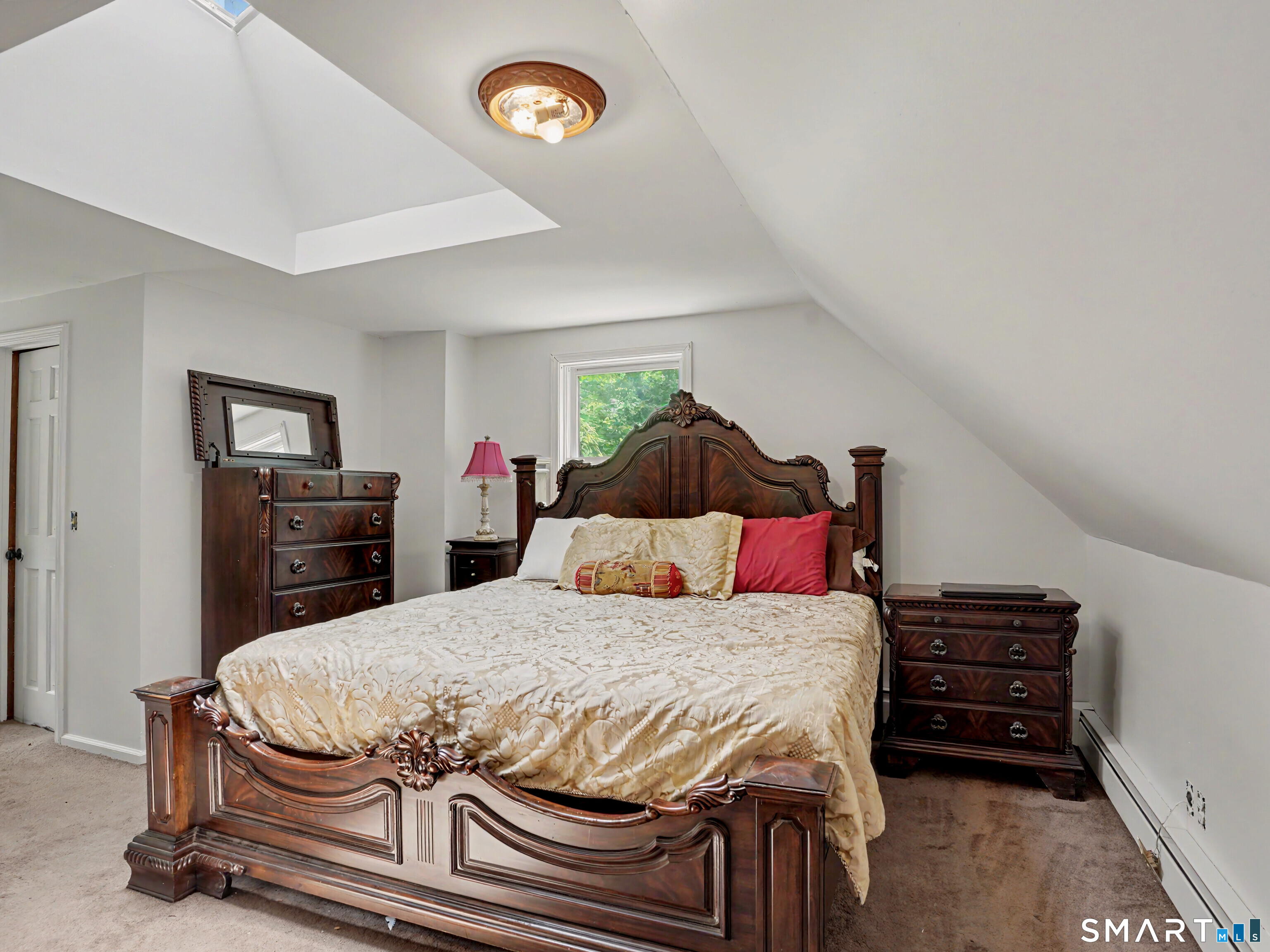 9 Old Country Road Property Photo 22