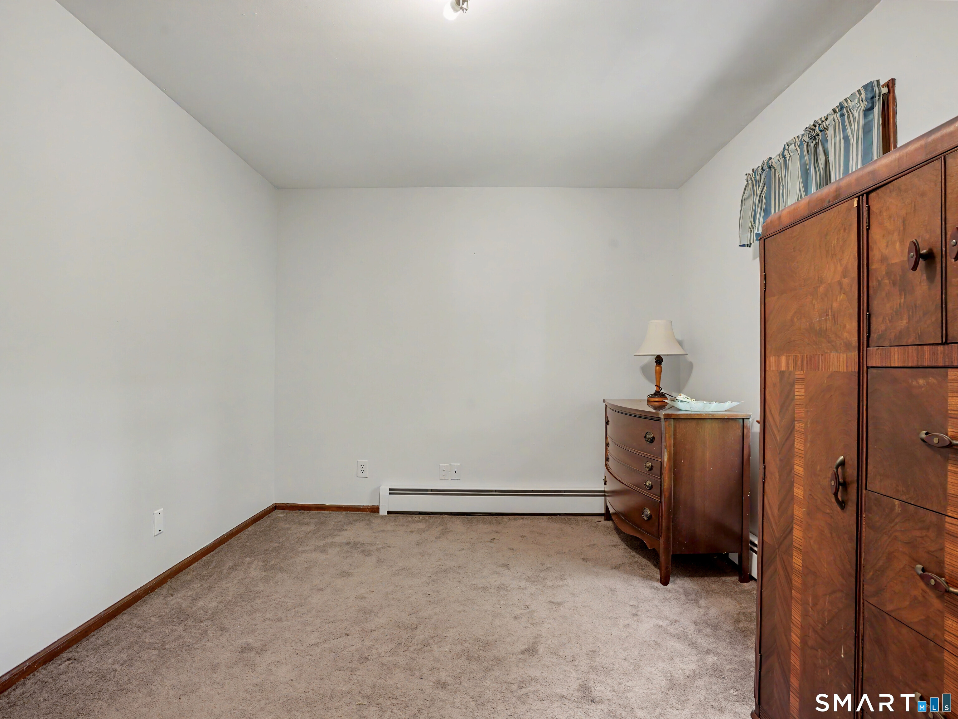9 Old Country Road Property Photo 27
