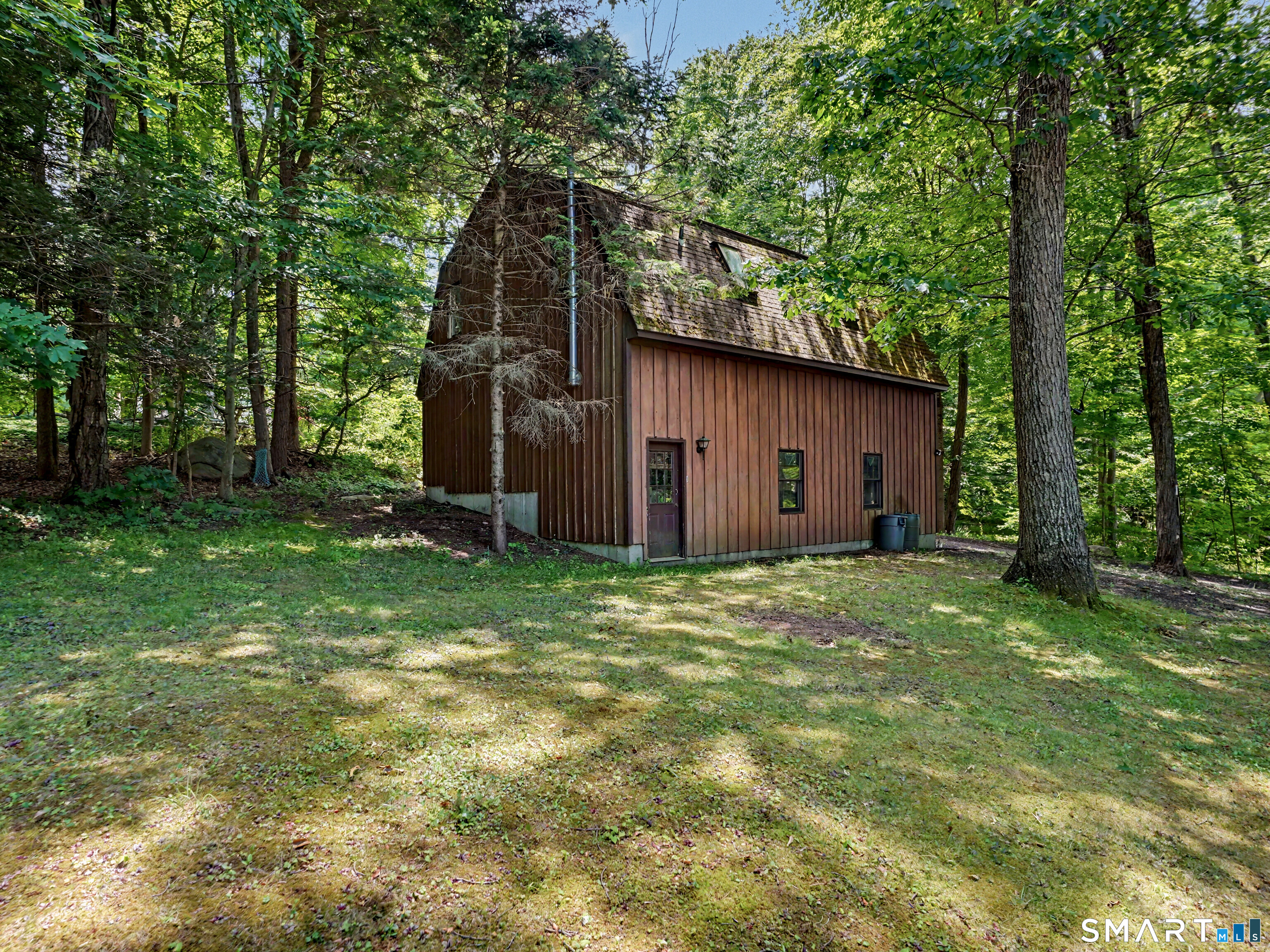 9 Old Country Road Property Photo 31