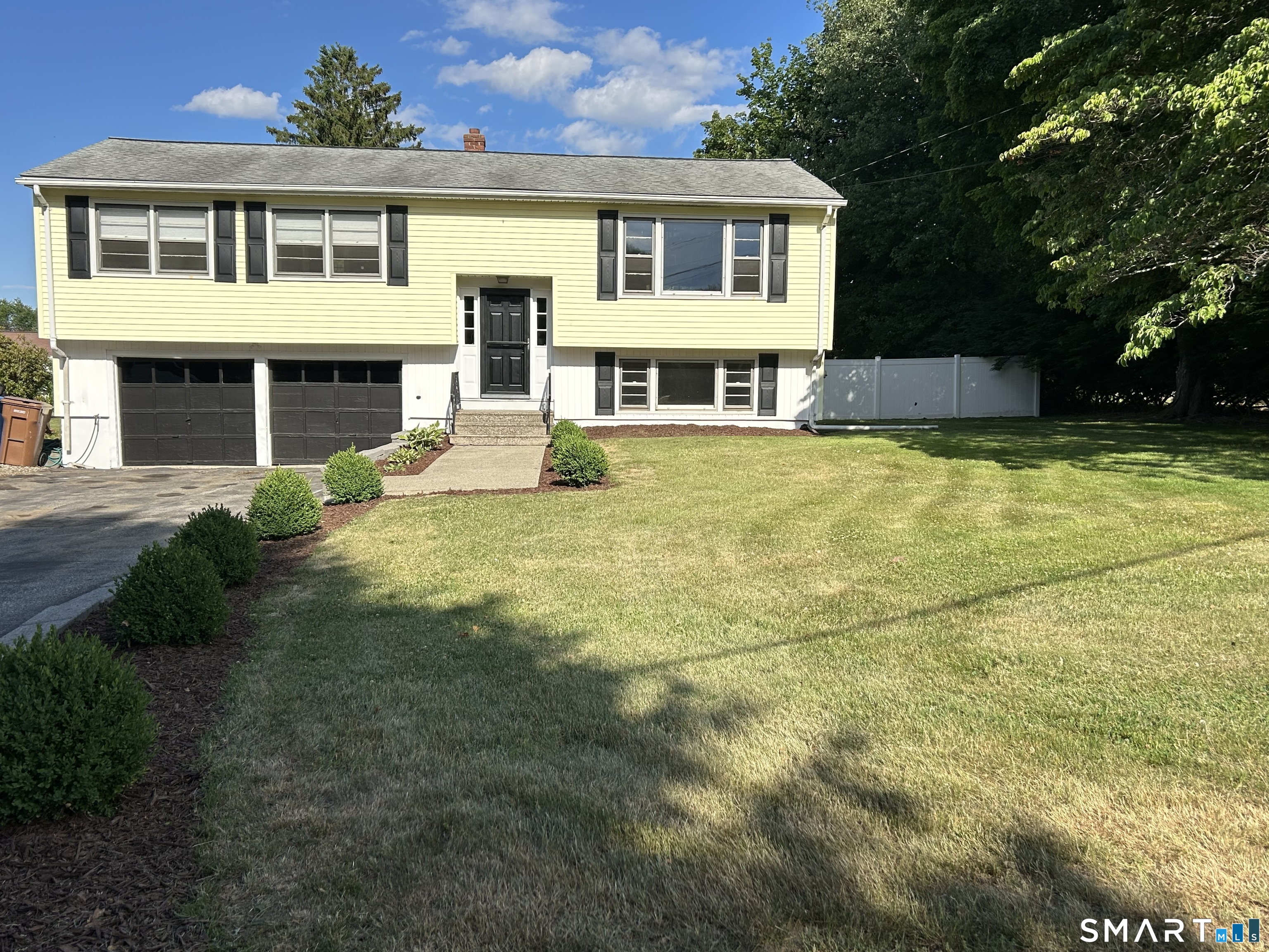 5 Sharon Court Property Photo 1