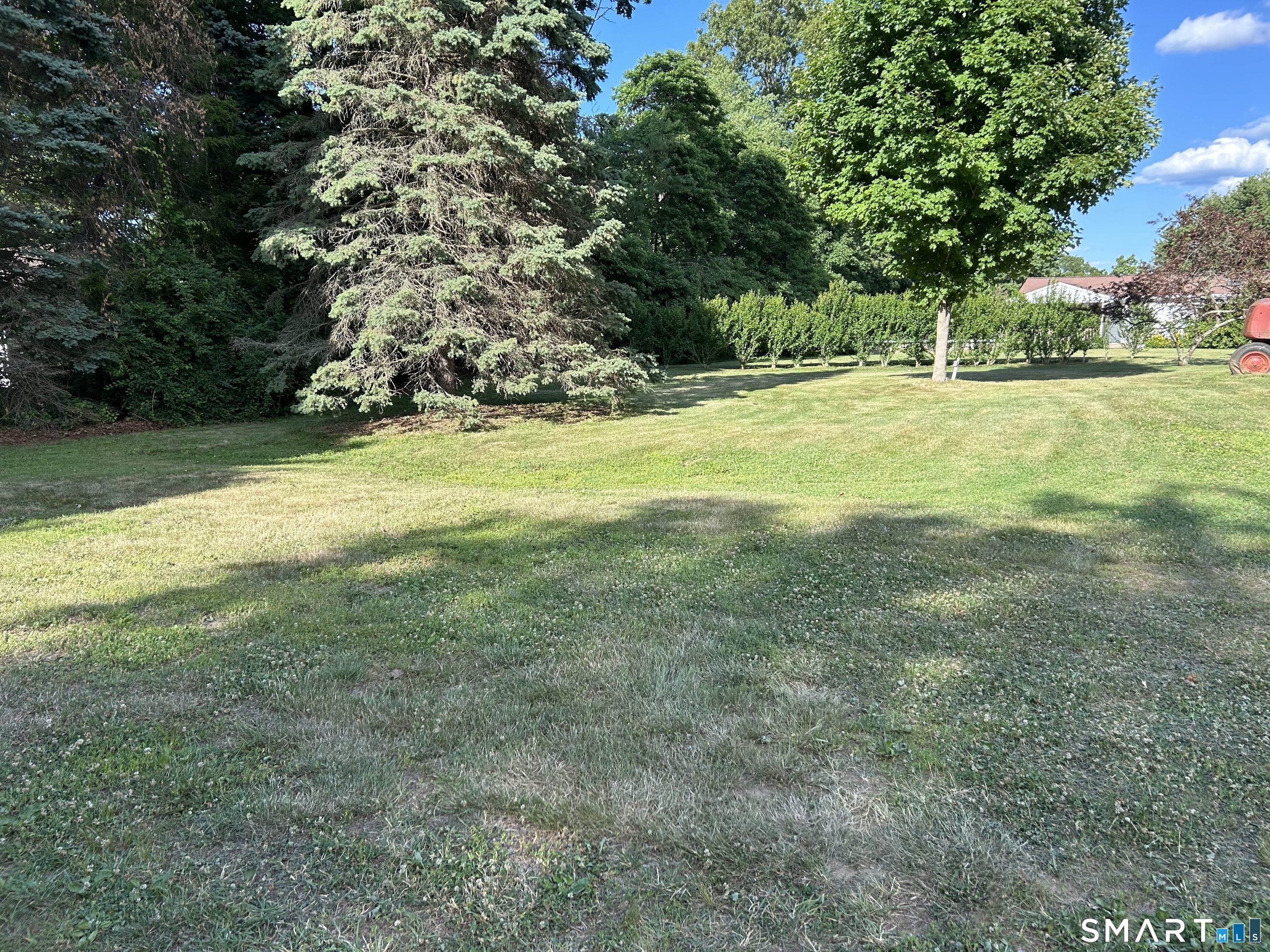 5 Sharon Court Property Photo 2