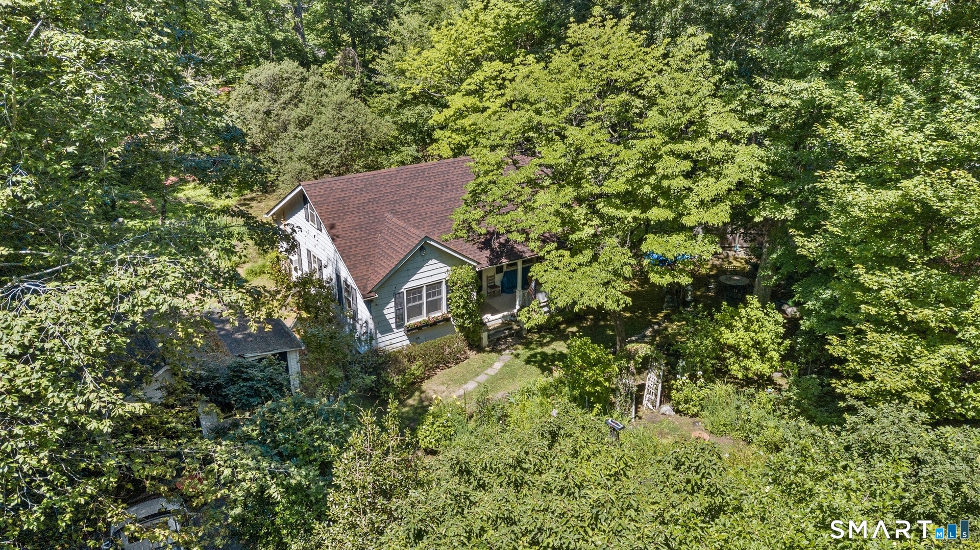 158 Spring Water Lane Property Photo 3