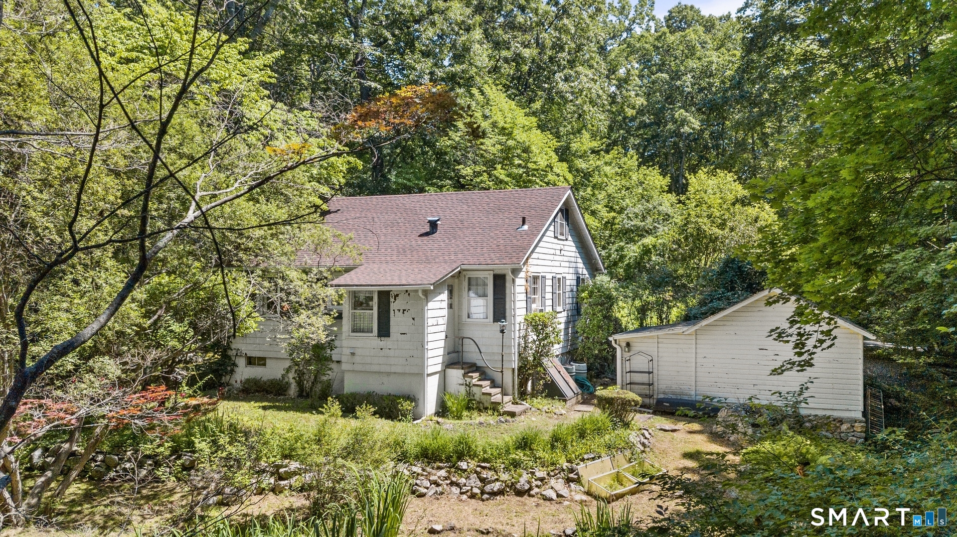 158 Spring Water Lane Property Photo 4