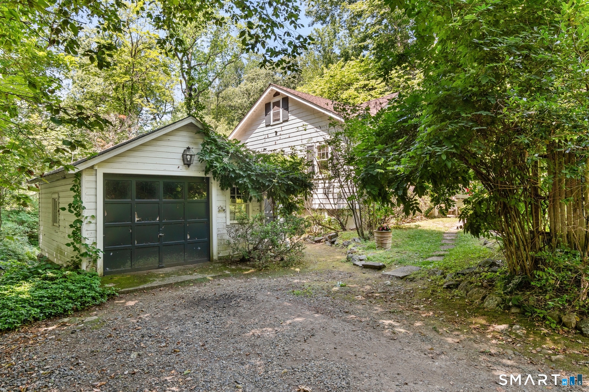 158 Spring Water Lane Property Photo 6
