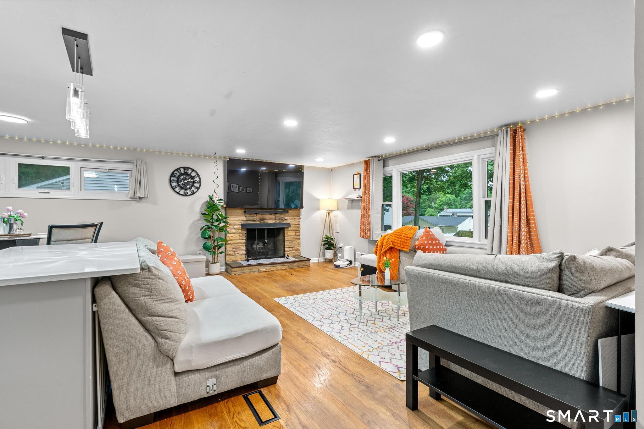 128 Forest Drive Property Photo 3