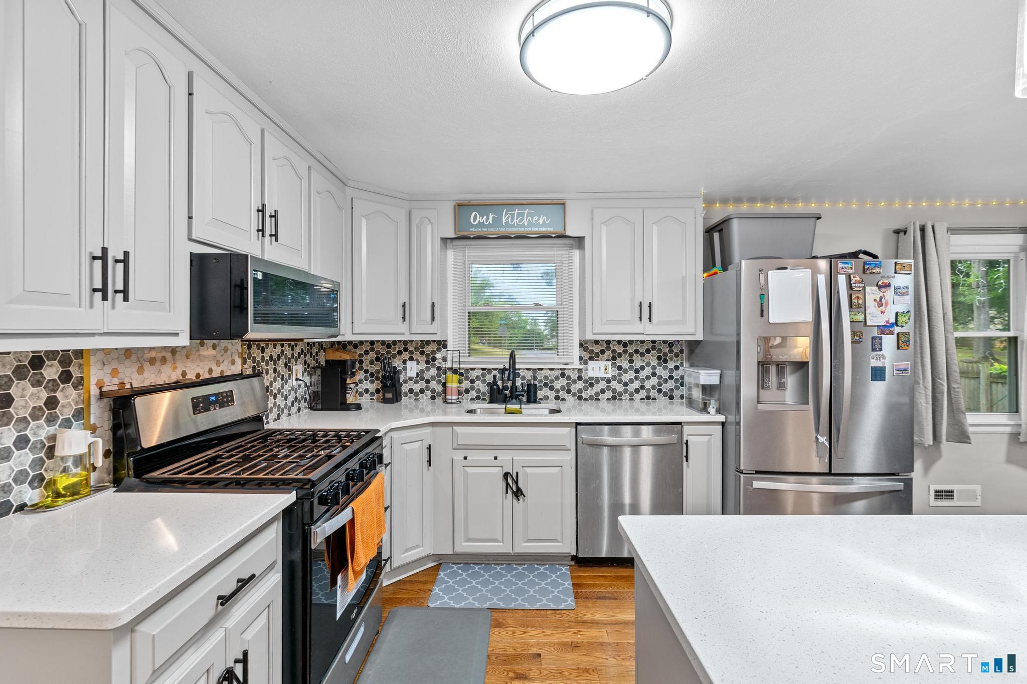 128 Forest Drive Property Photo 4