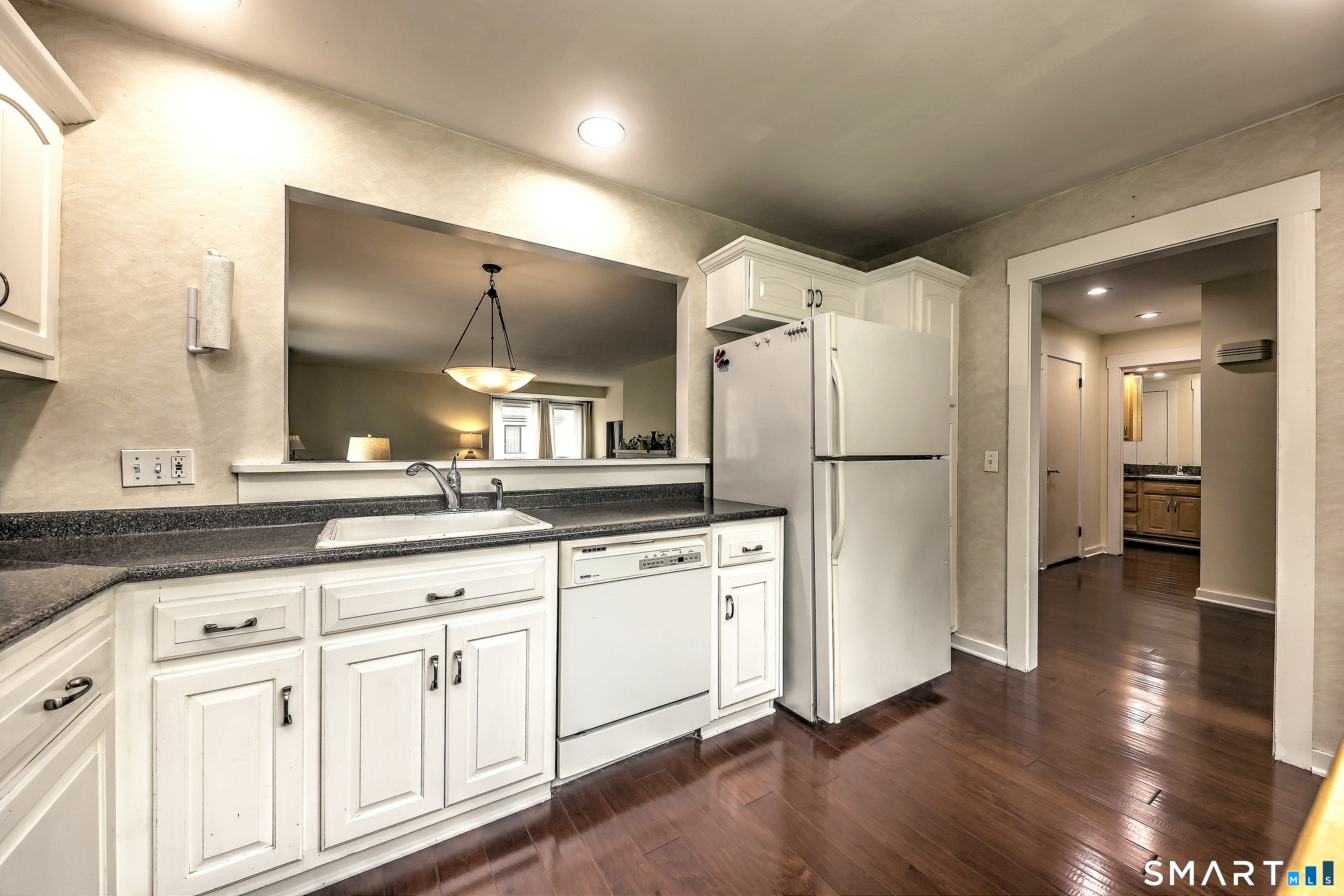 407 Montauk B Lane Property Photo 9