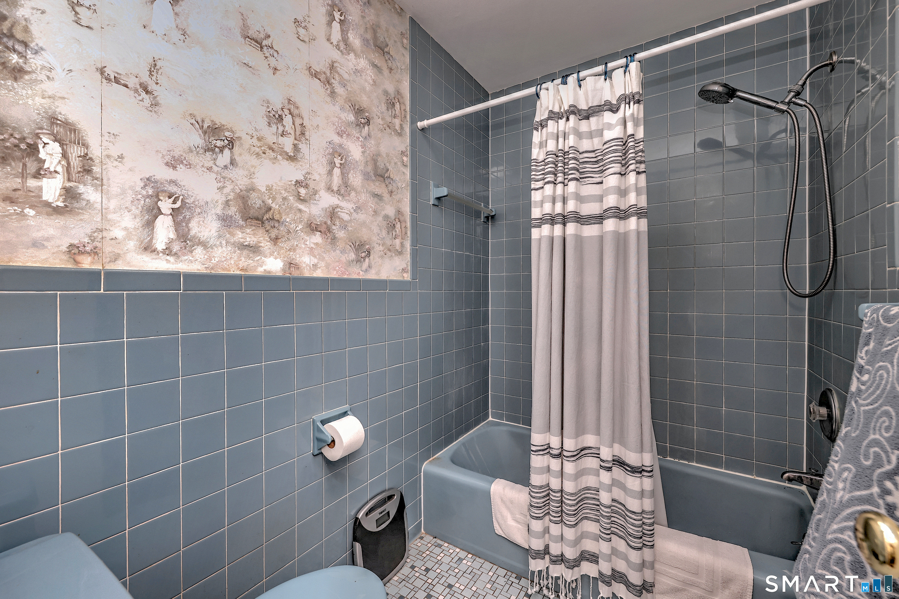 407 Montauk B Lane Property Photo 29