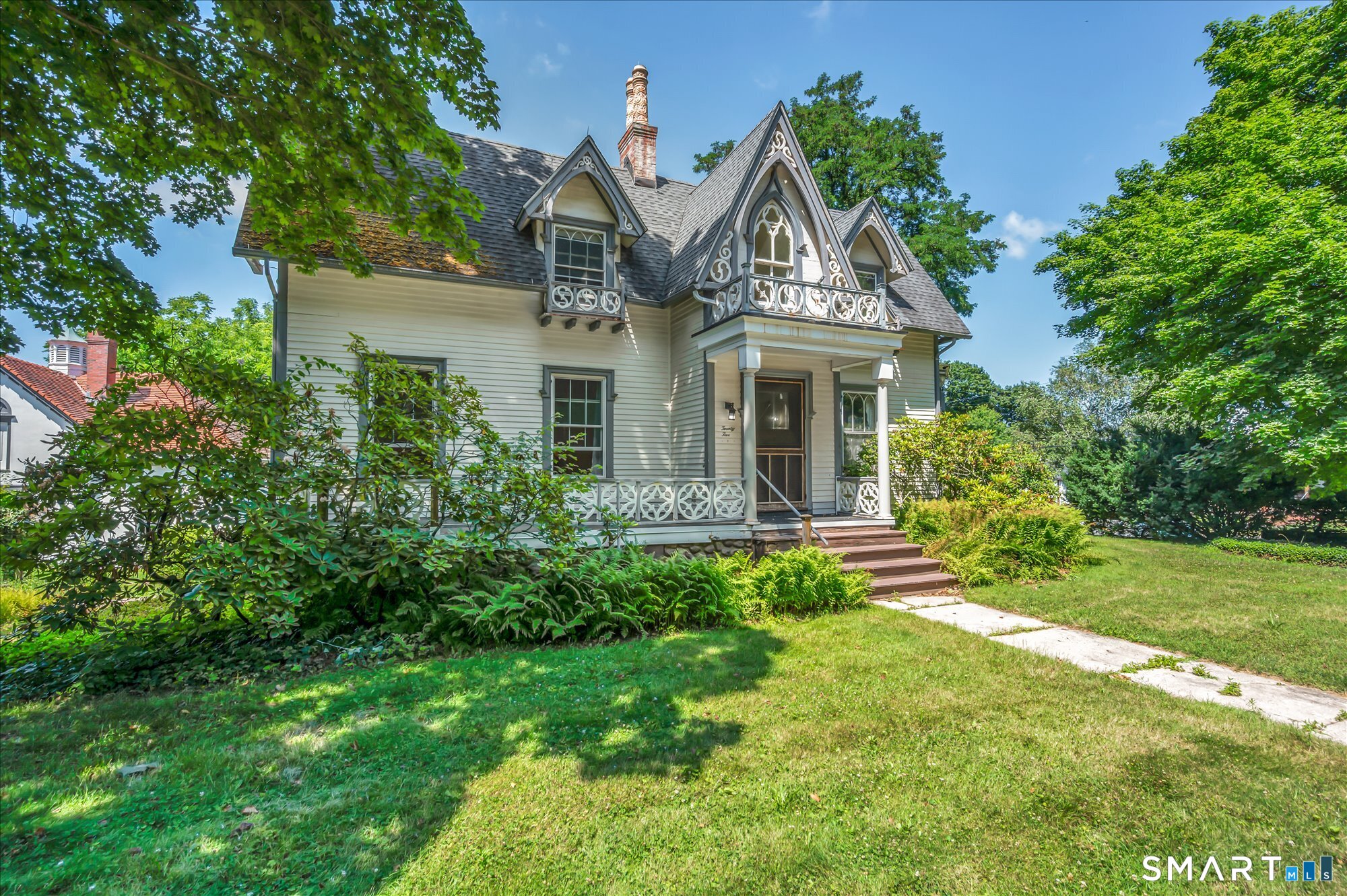 25 Ellington Avenue Property Photo 1