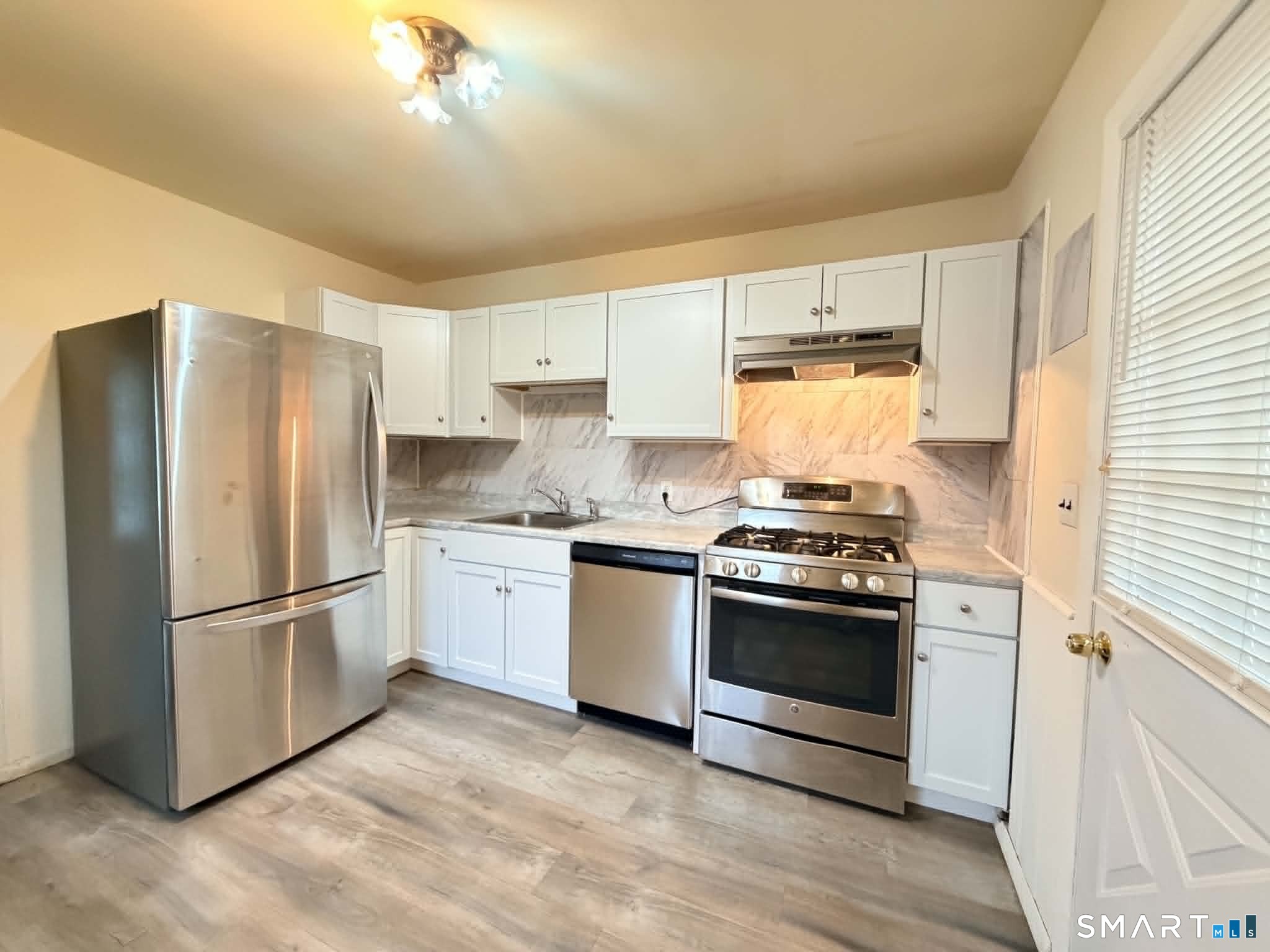 6 Fifth Street Property Photo 6