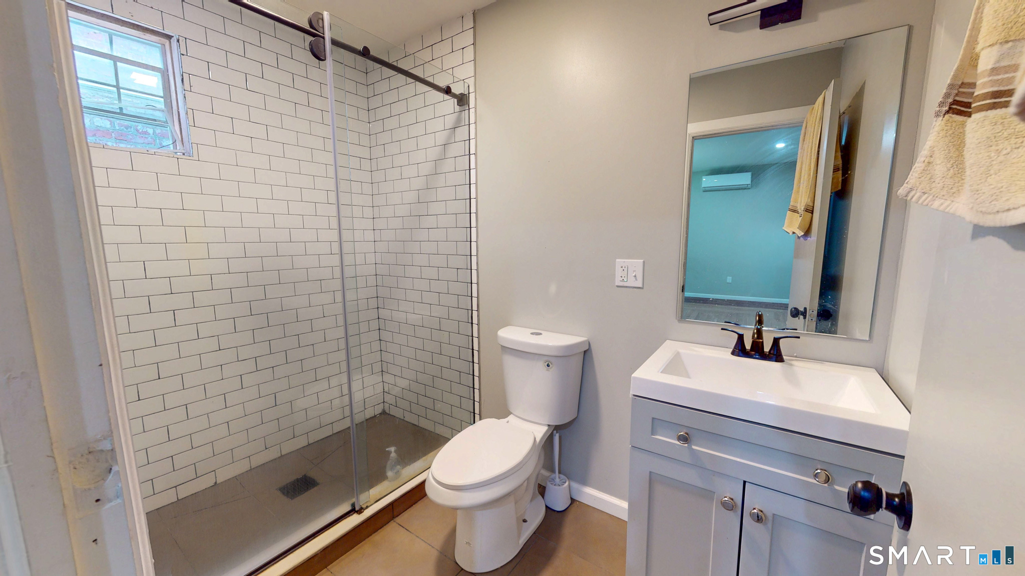 140 Grand Street Property Photo 5