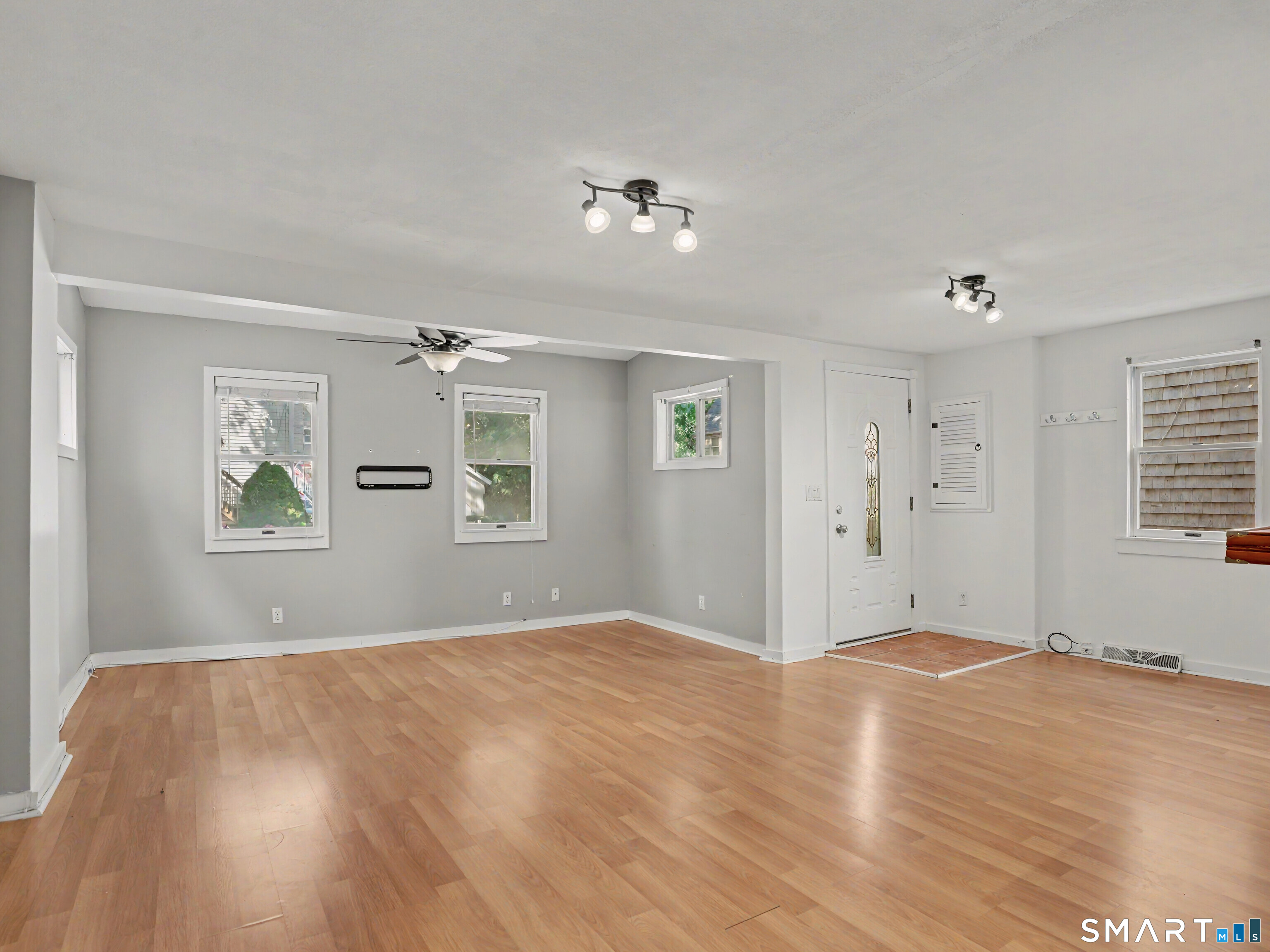 44 Wood Avenue Property Photo 9