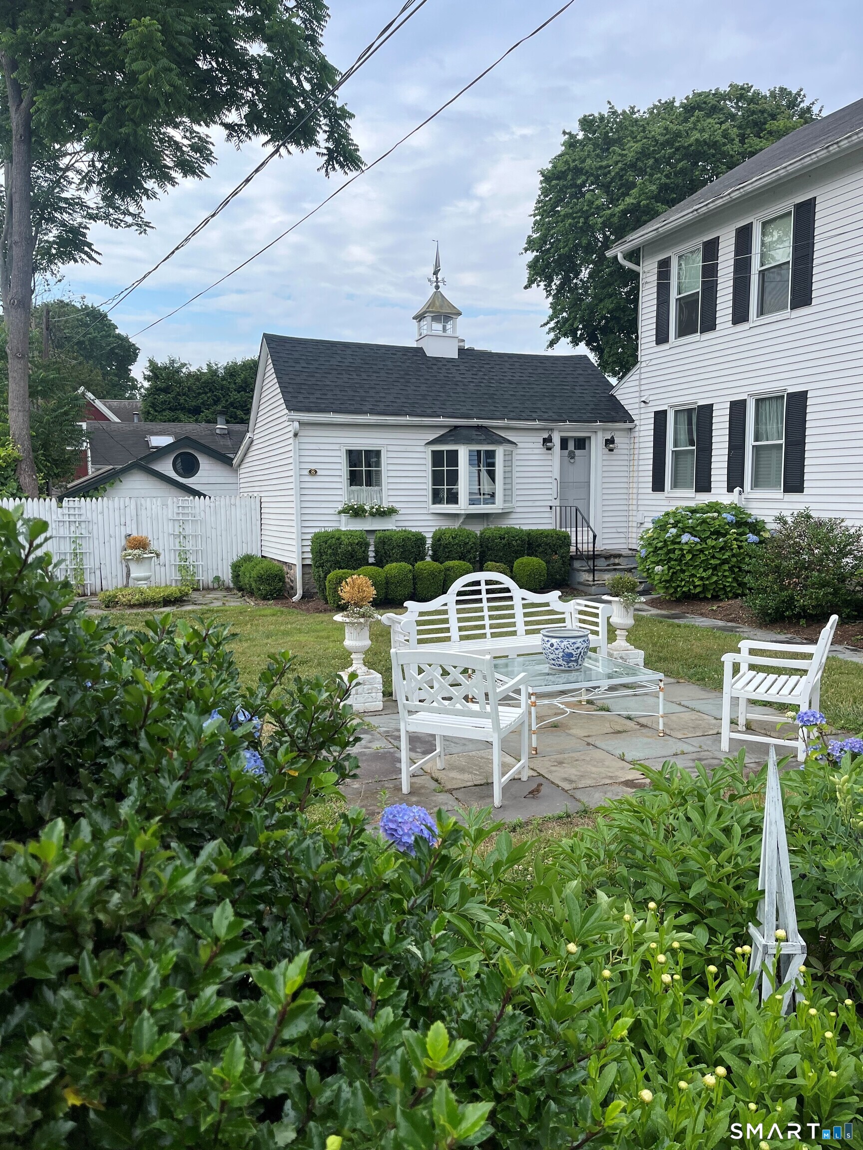 24186483 Property Photo 1