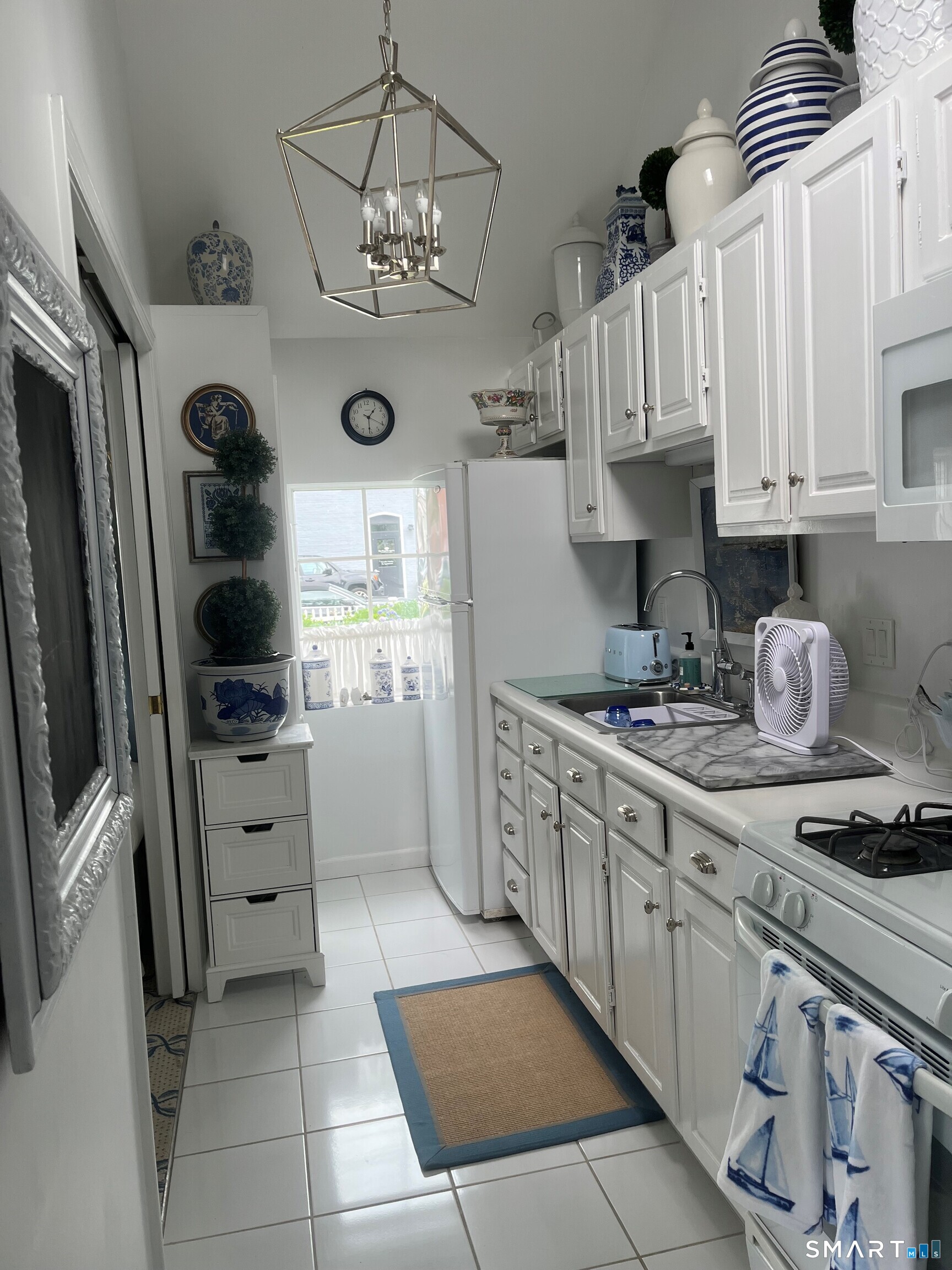 24186483 Property Photo 11