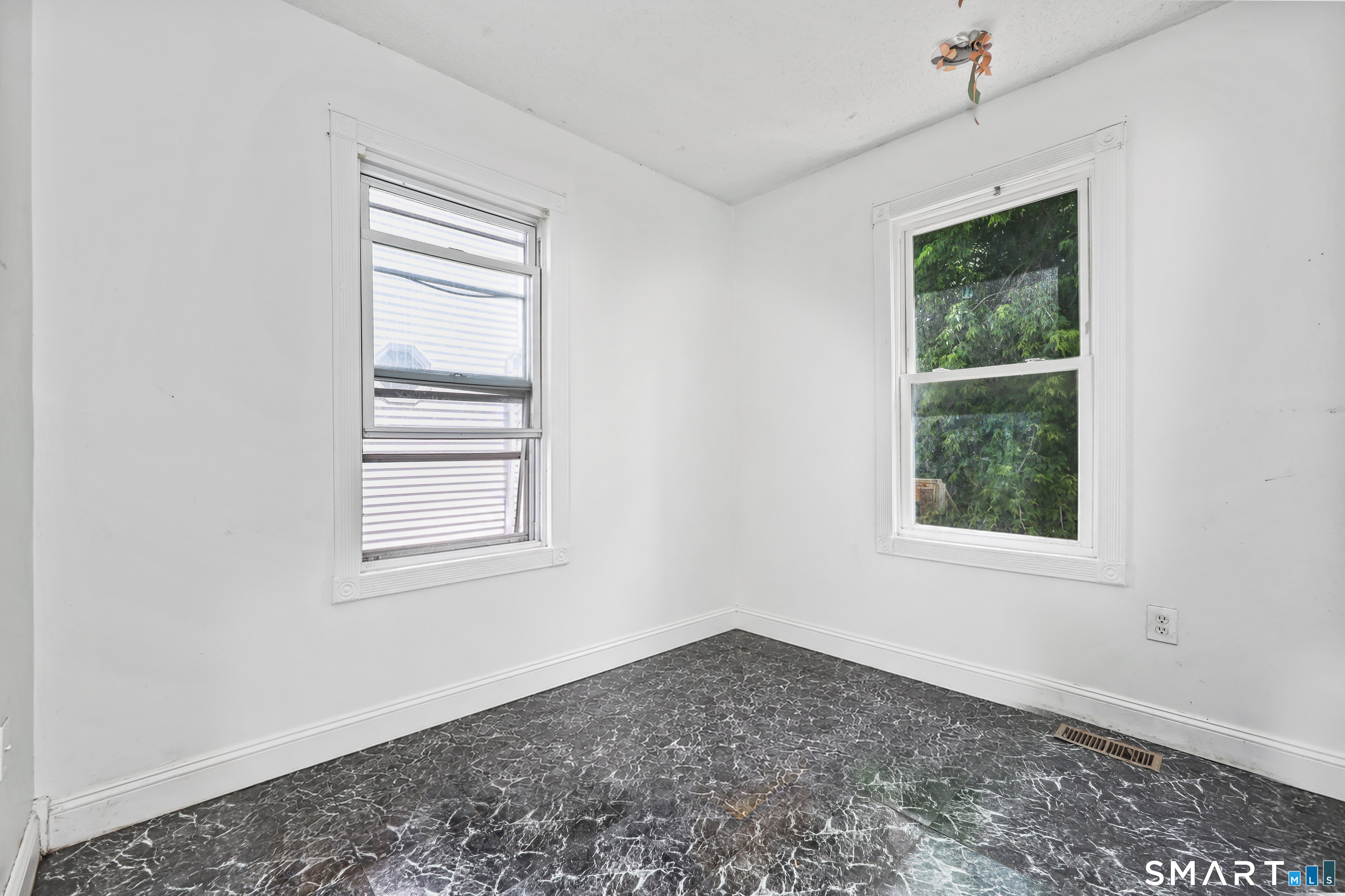 32 Greenwood Street Property Photo 12