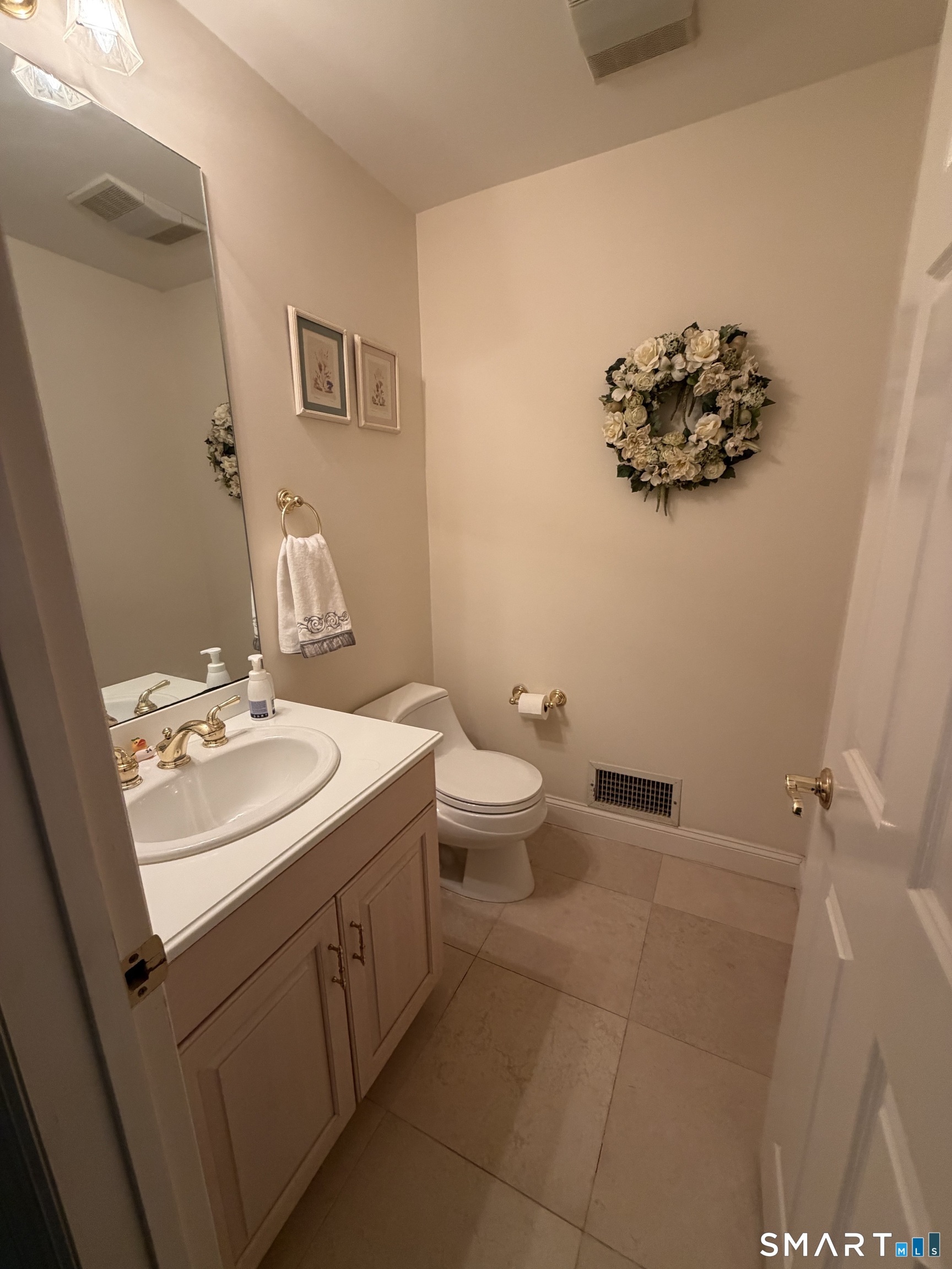 918 Rock Rimmon Road Property Photo 7