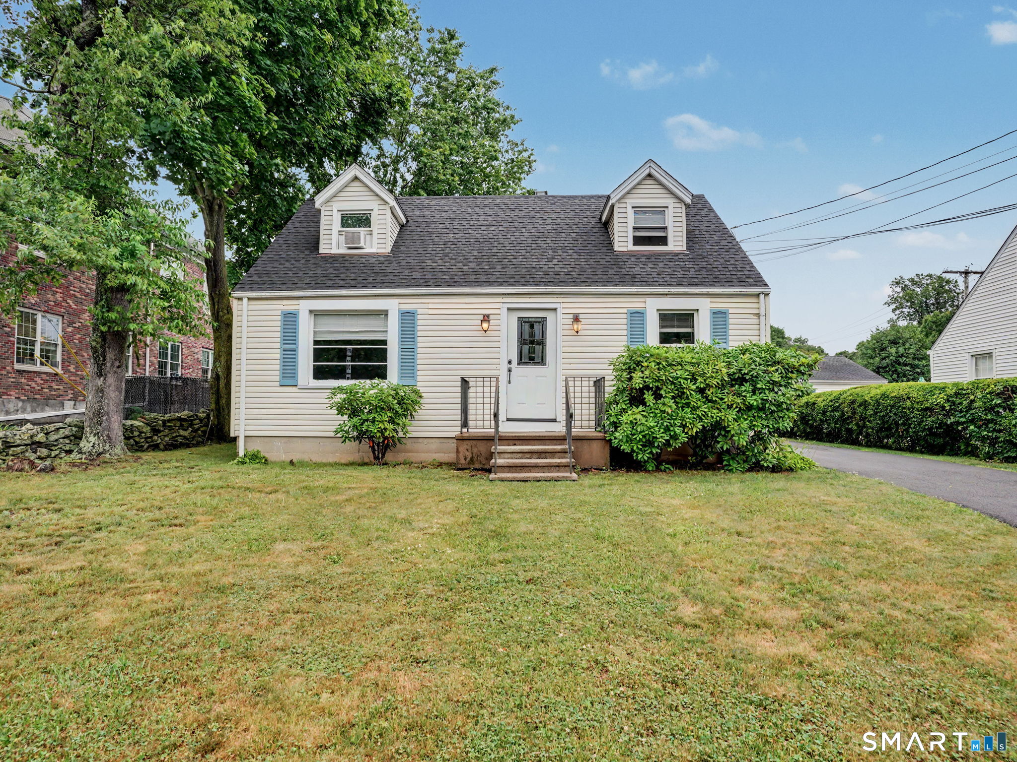 439 Stillson Road Property Photo 1