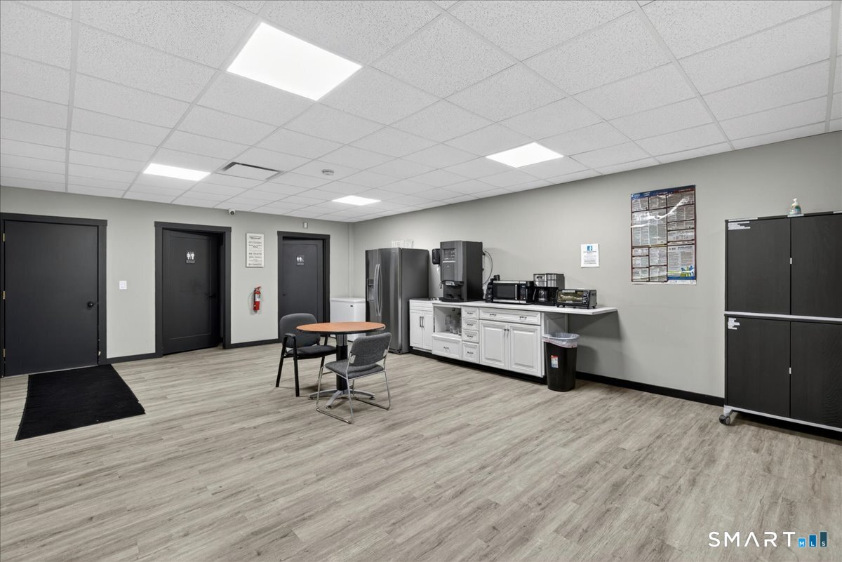 575 Washington Avenue Property Photo 7