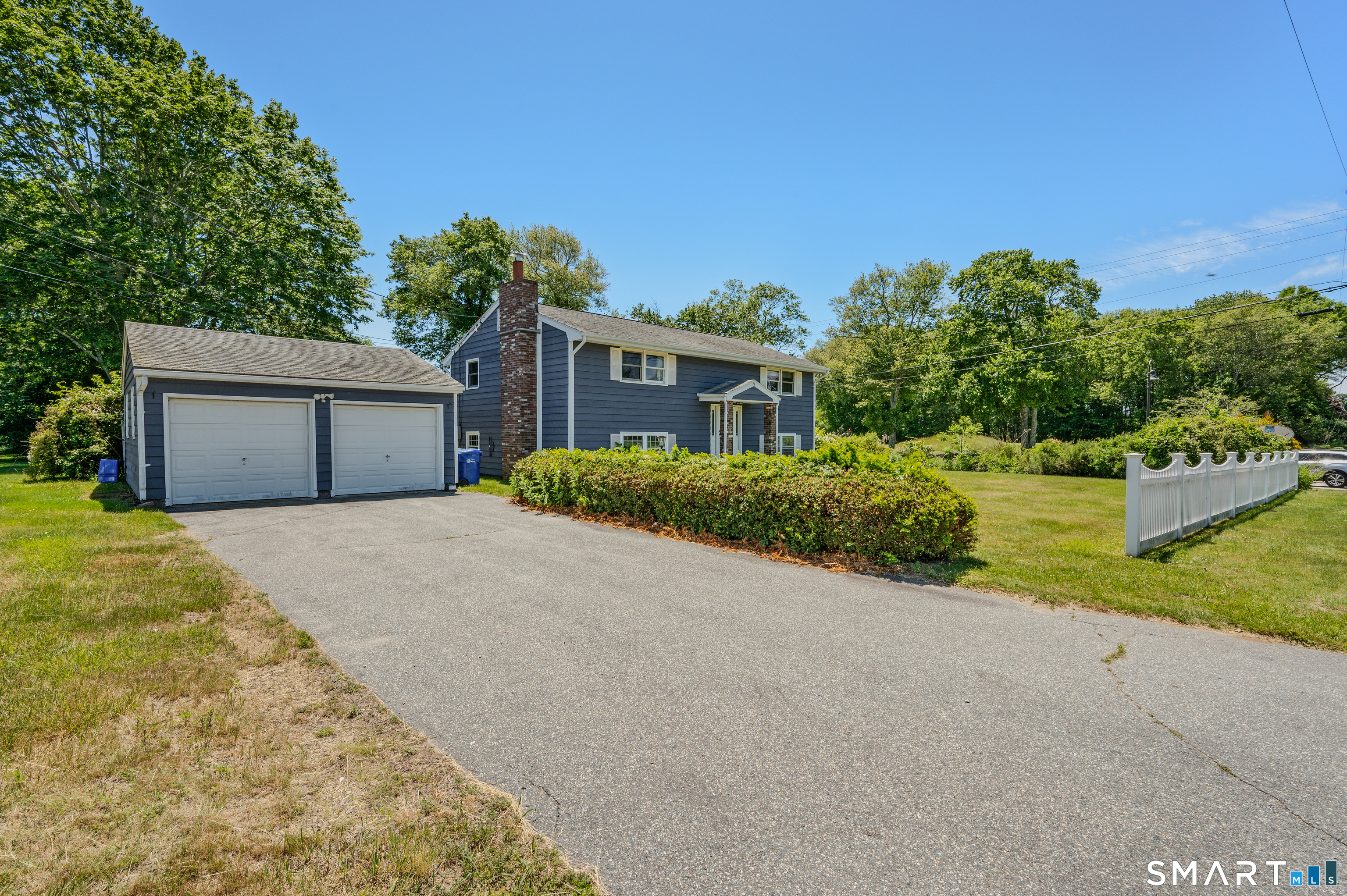 26 Lamphere Road