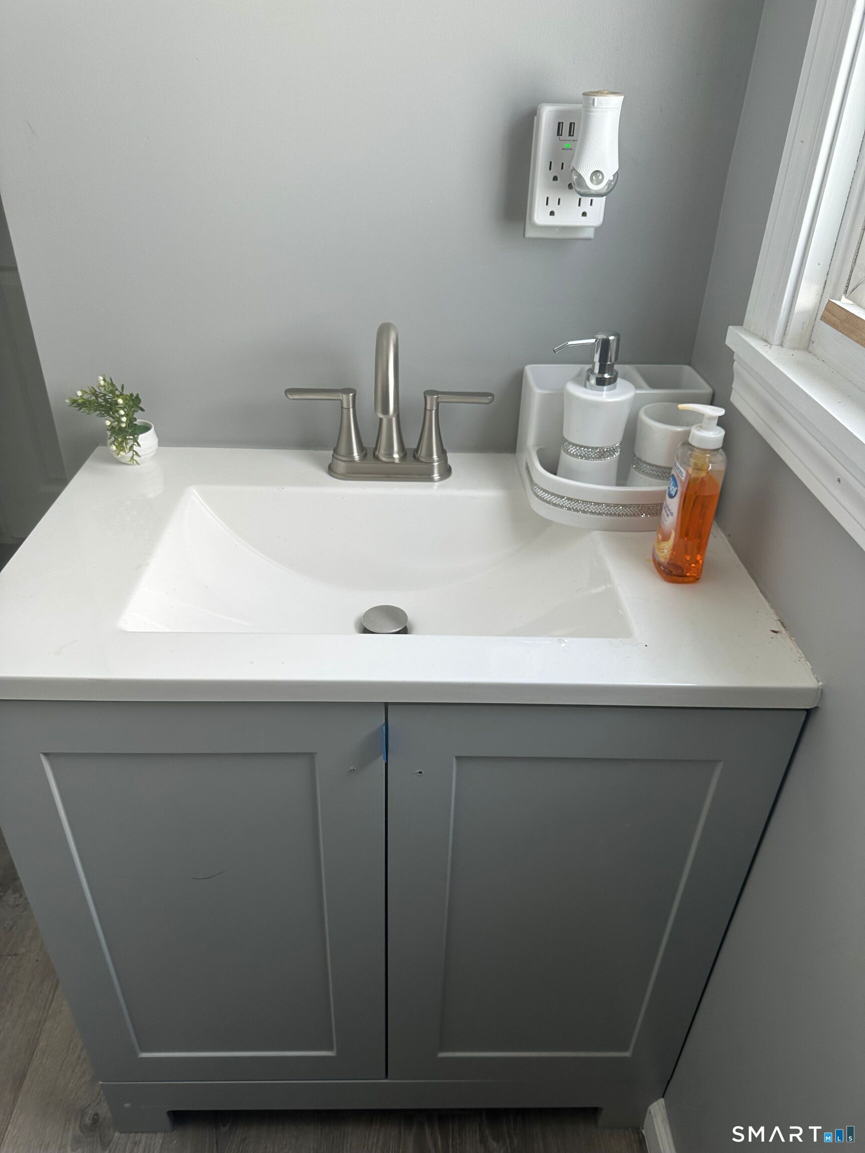 189 Putnam Street Property Photo 12