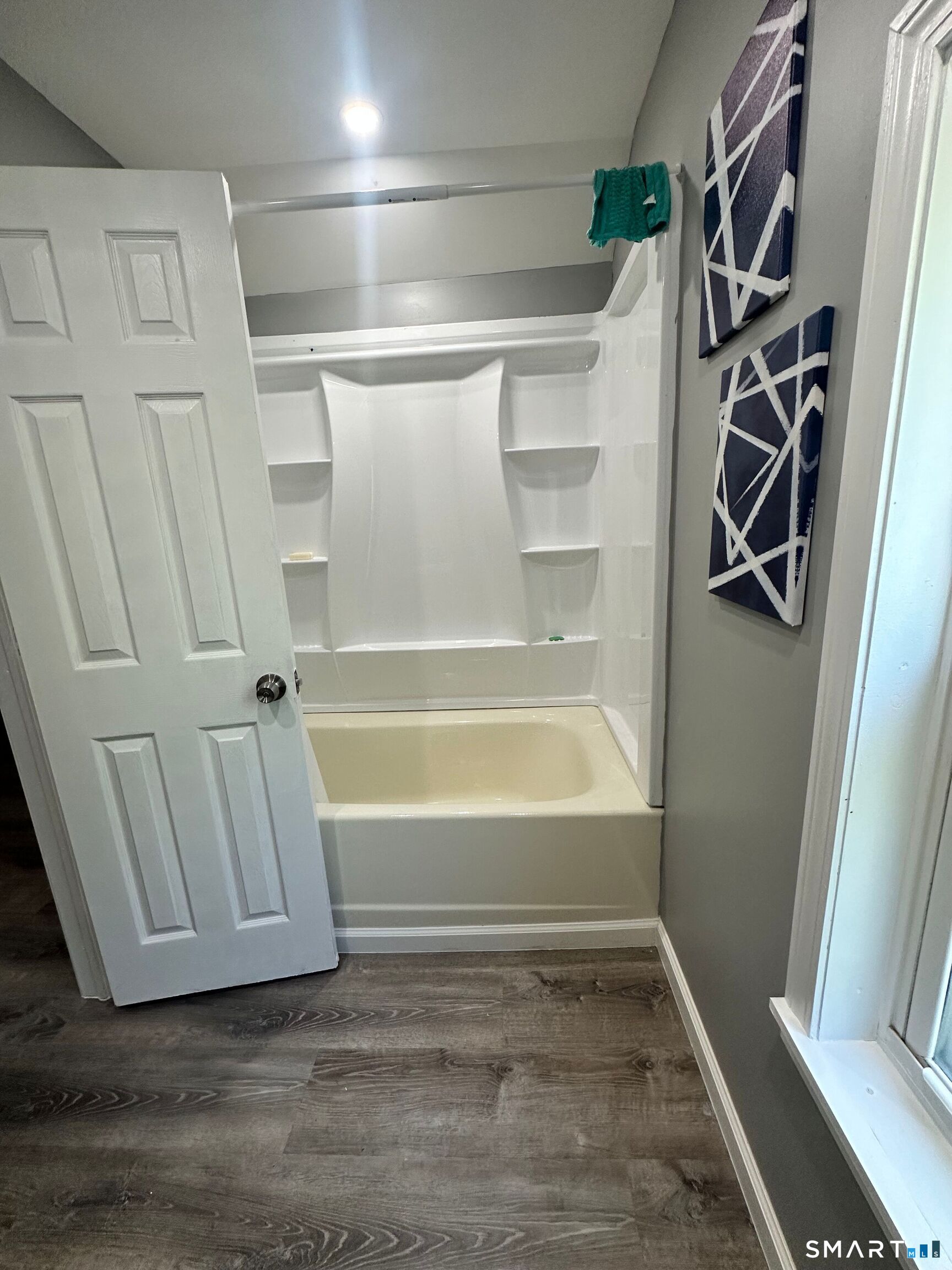 189 Putnam Street Property Photo 22