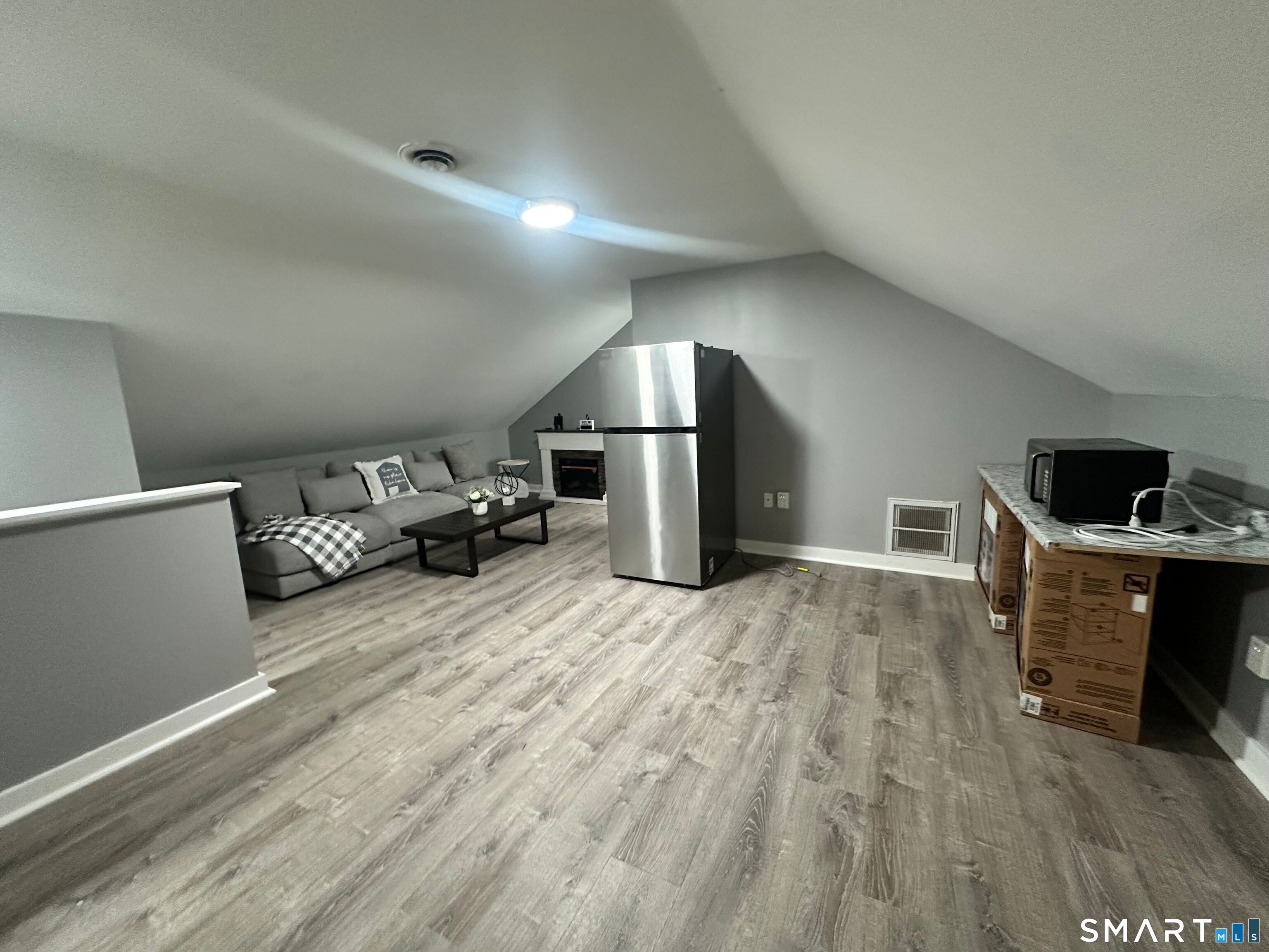 189 Putnam Street Property Photo 24