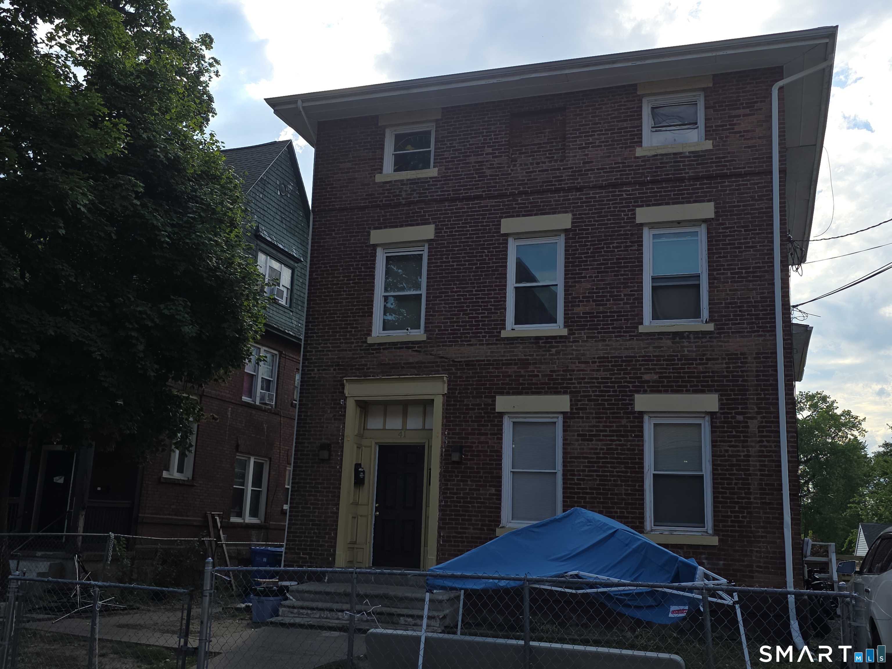 41 Williams Street Property Photo 1