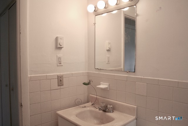 98 Belair 98 Drive Property Photo 4
