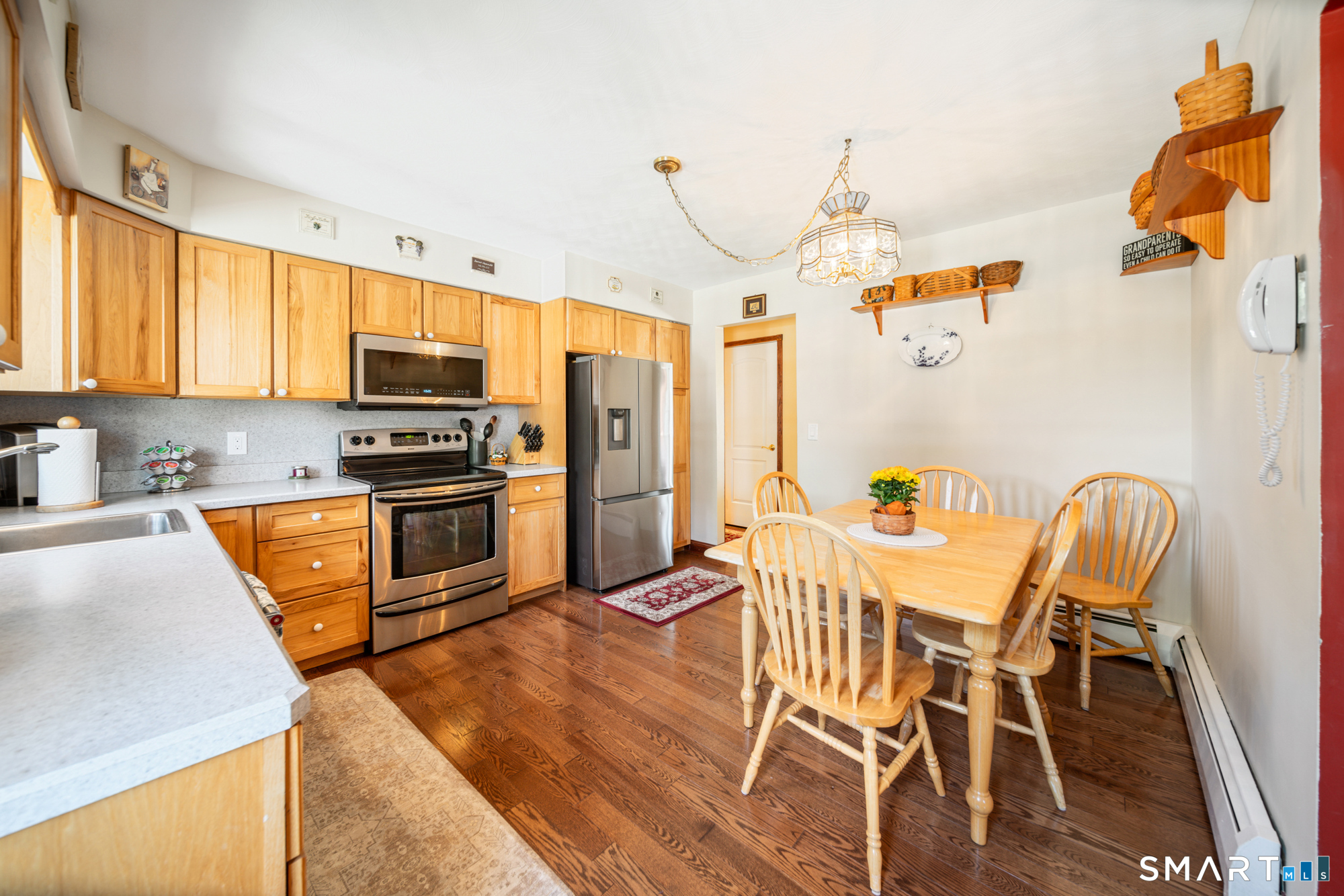 2 Ellen Drive Property Photo 2