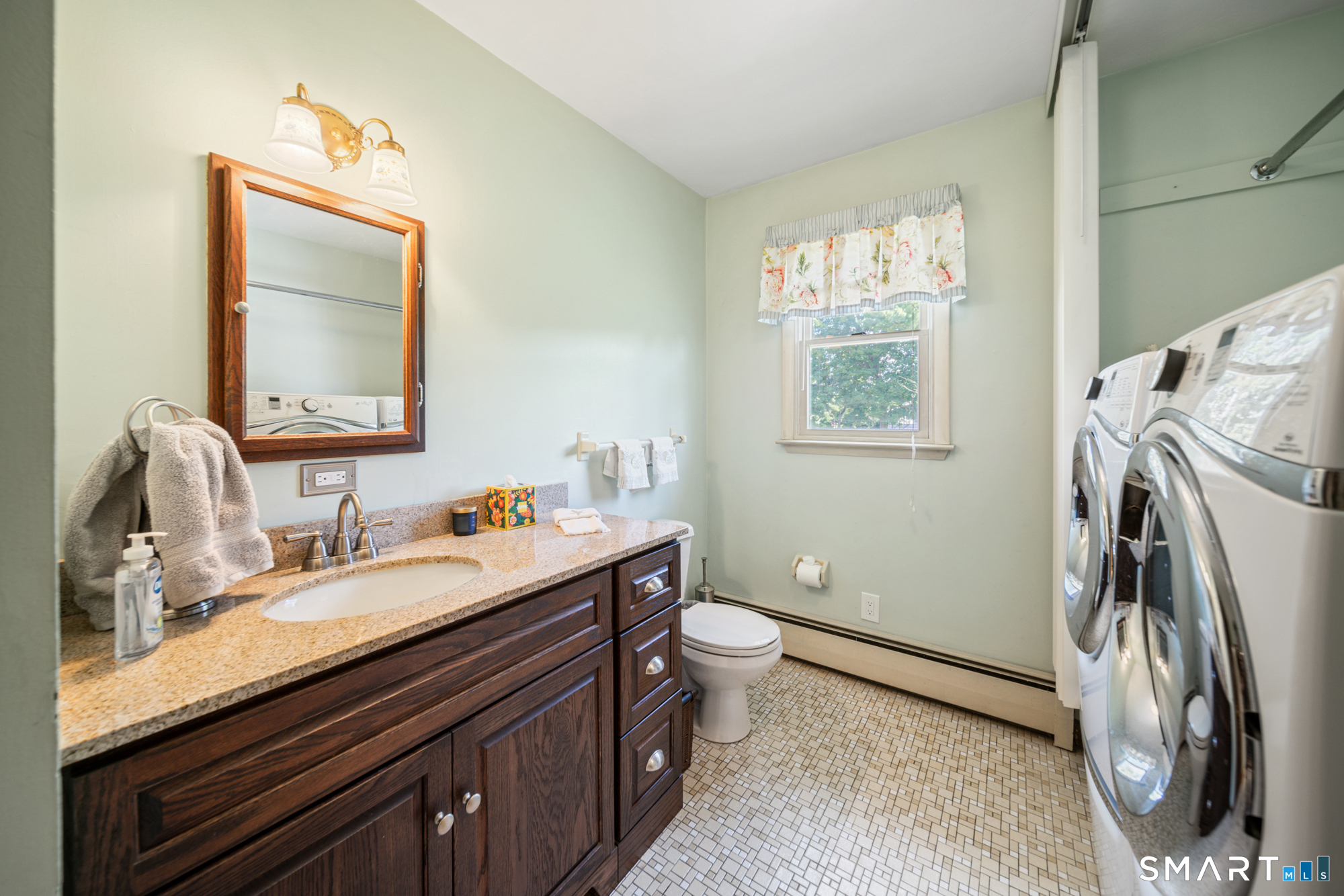 2 Ellen Drive Property Photo 9
