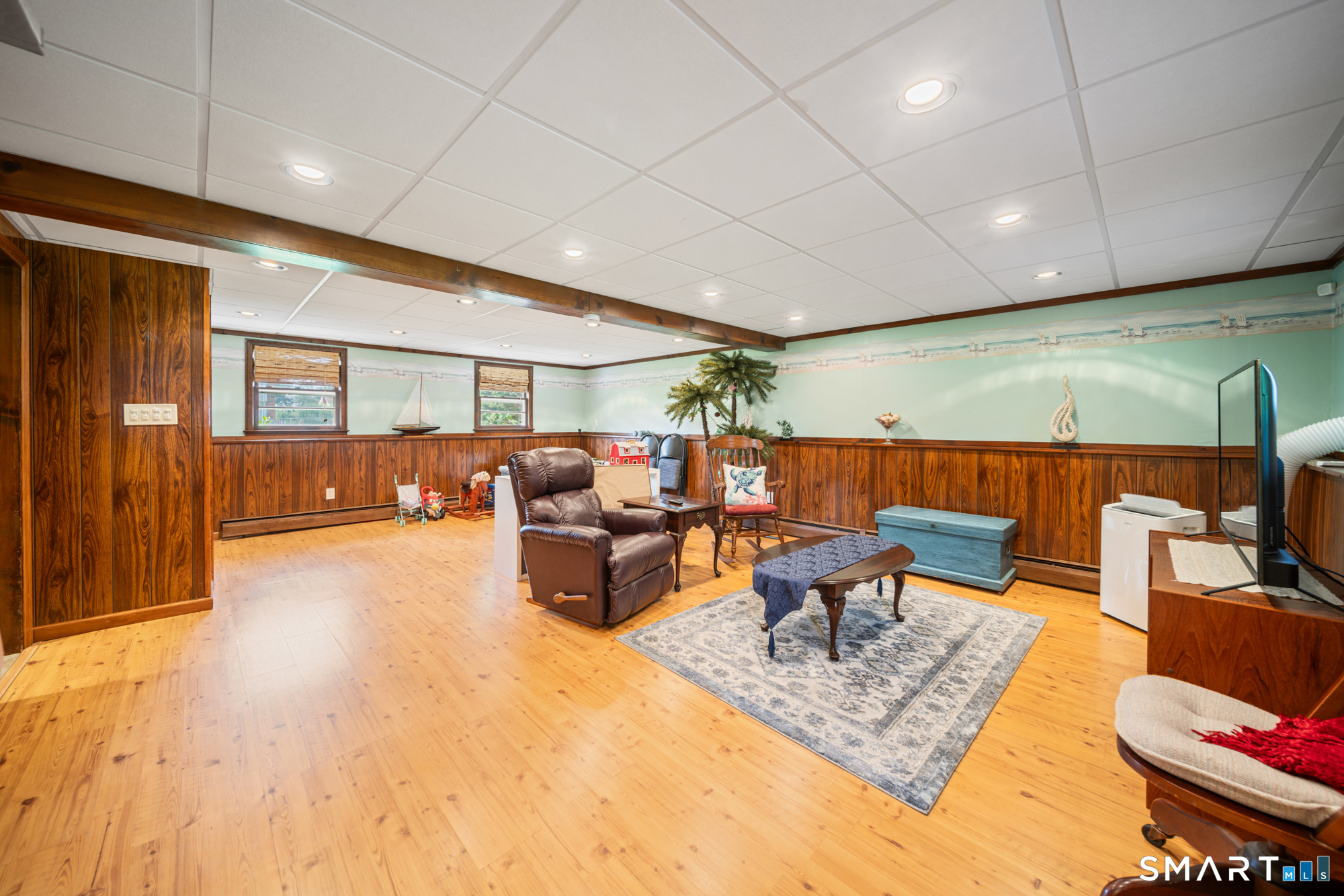 2 Ellen Drive Property Photo 18