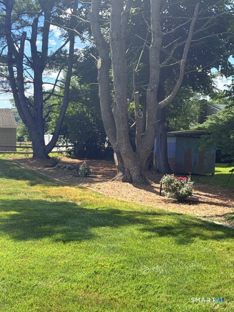 2 Ellen Drive Property Photo 22