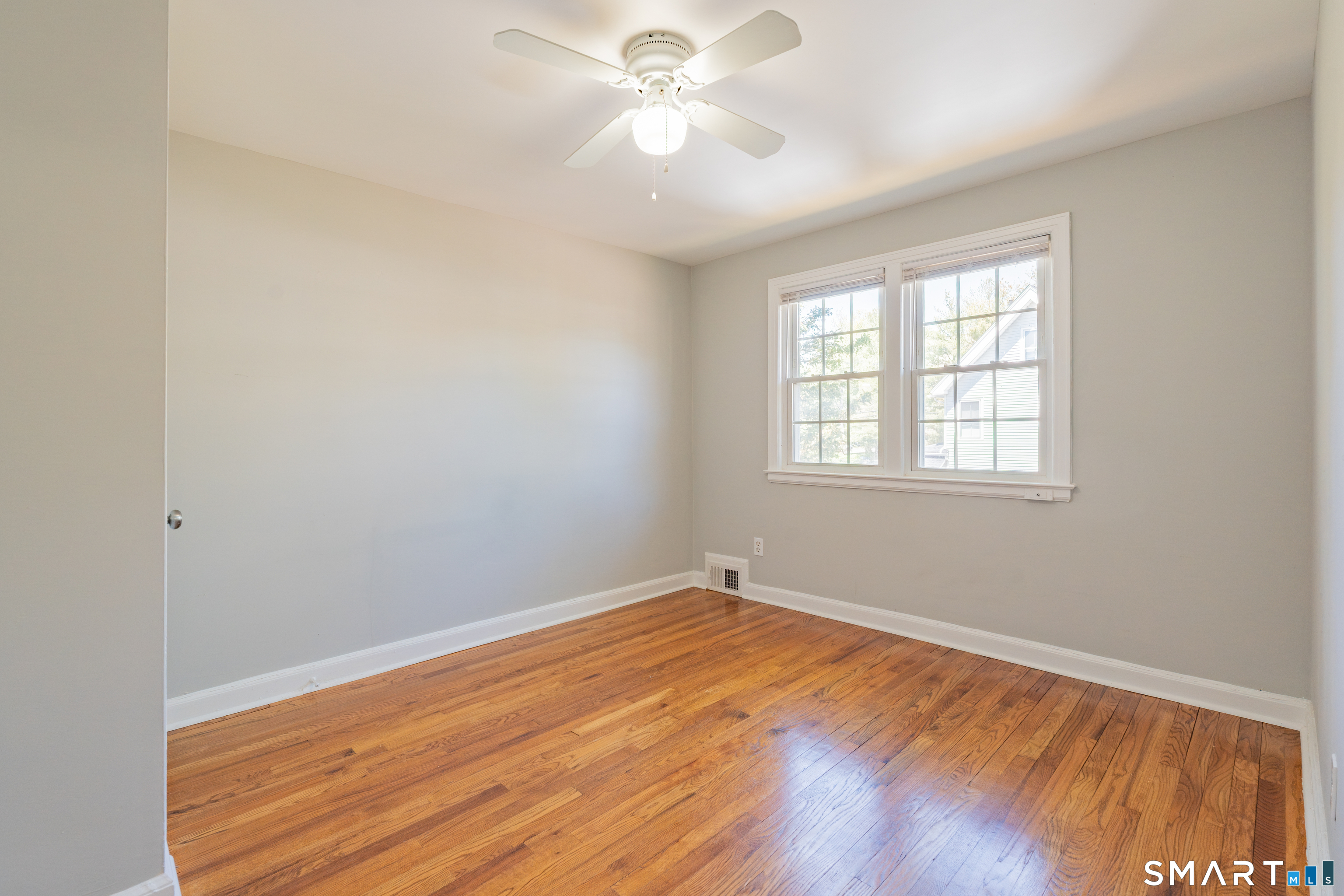1160-1164 Whitney 1160-c Avenue Property Photo 16