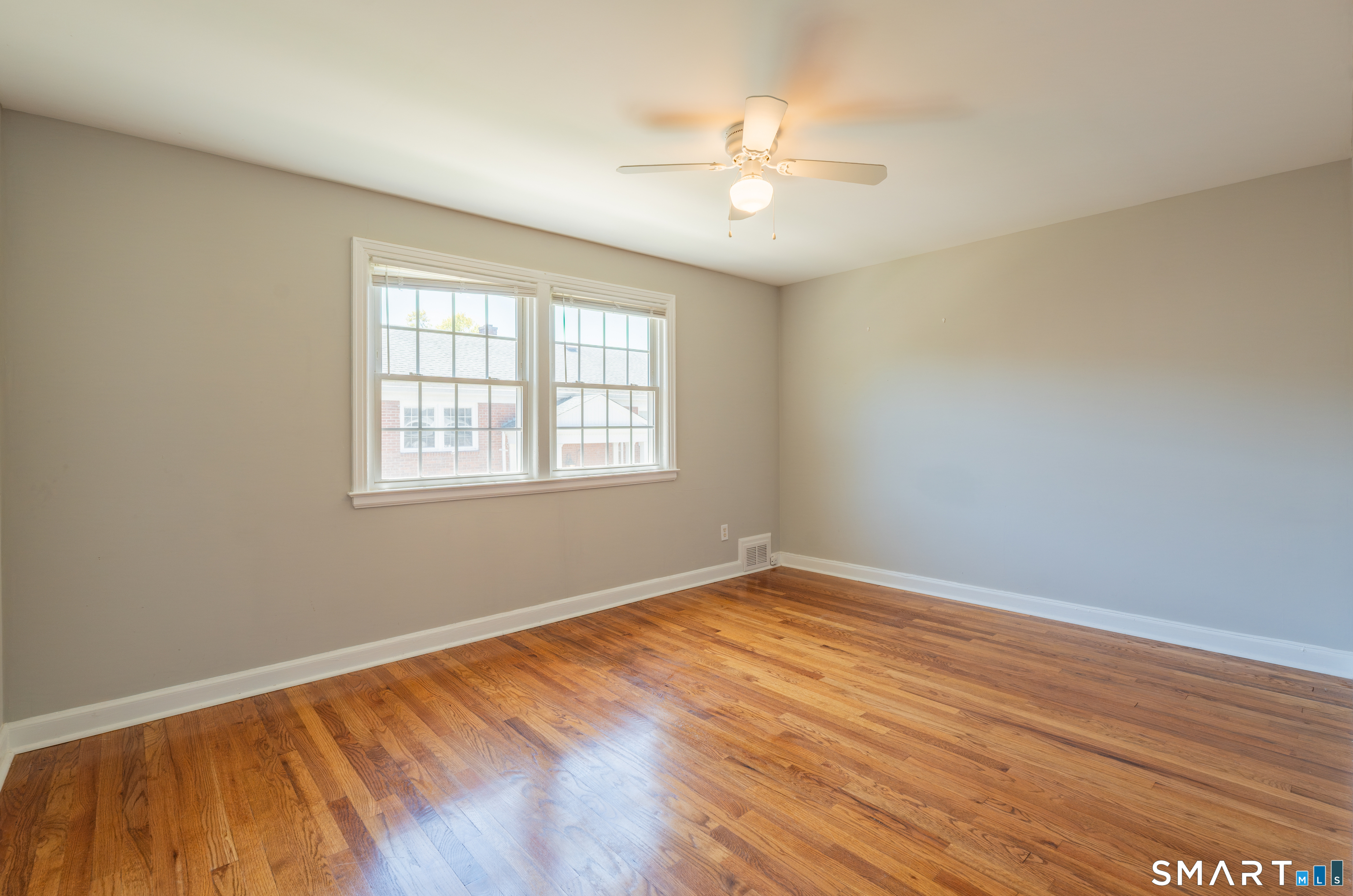 1160-1164 Whitney 1160-c Avenue Property Photo 17