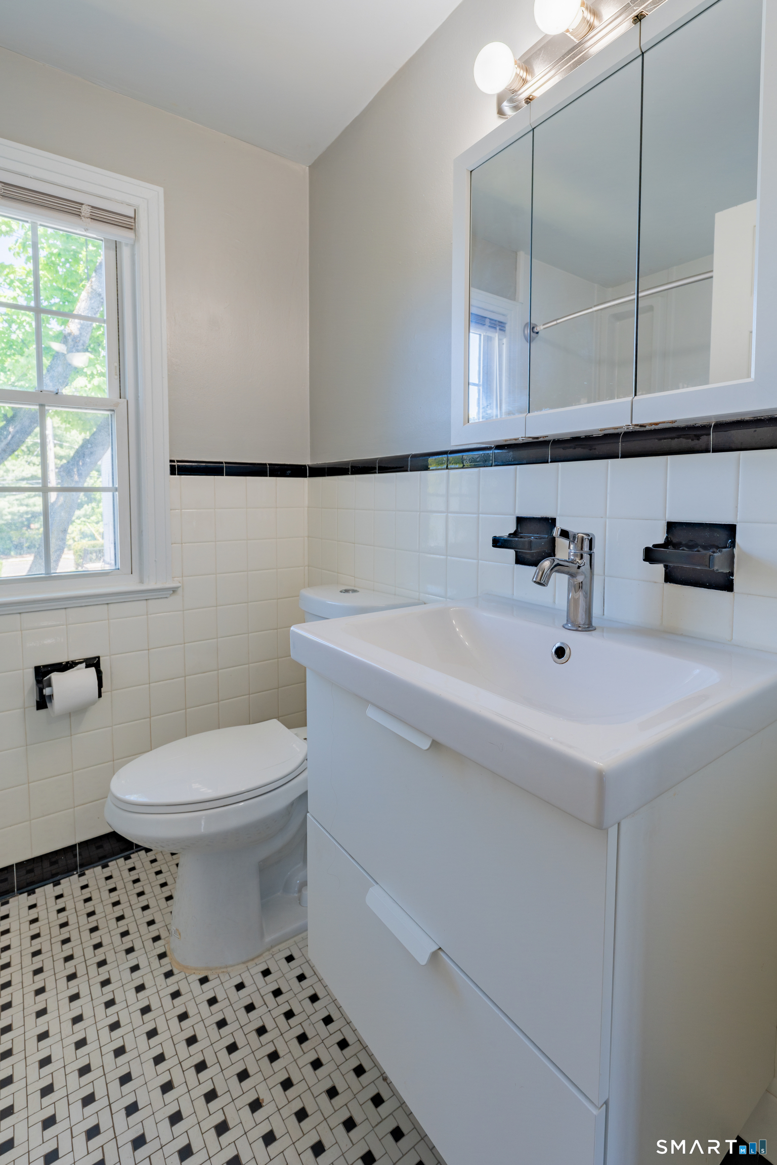 1160-1164 Whitney 1160-c Avenue Property Photo 20