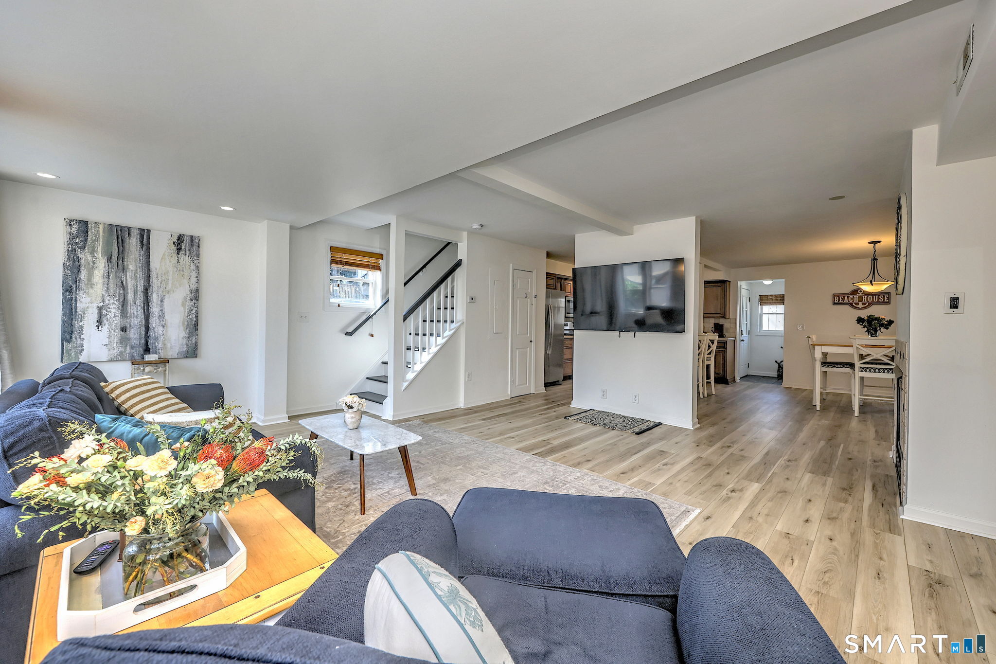 2 Paris Street Property Photo 15
