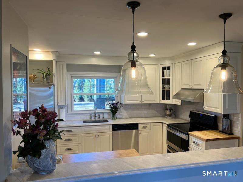 186 Schiller Road Property Photo 7