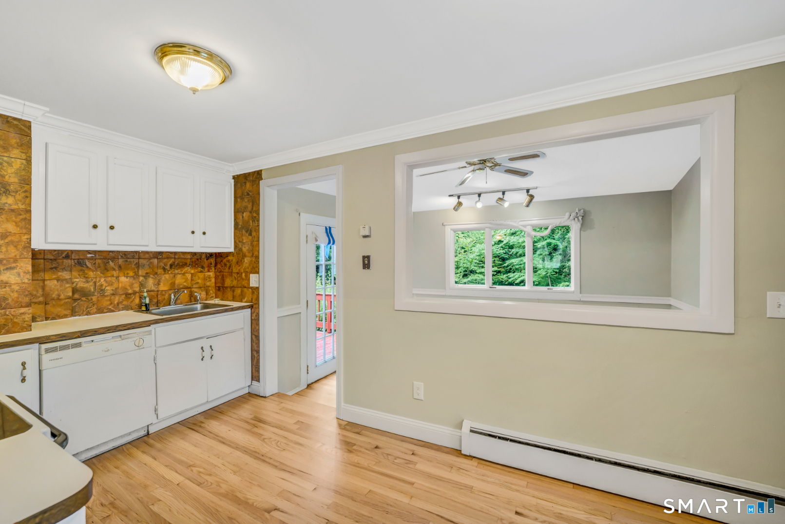 71 Devonwood Drive Property Photo 3
