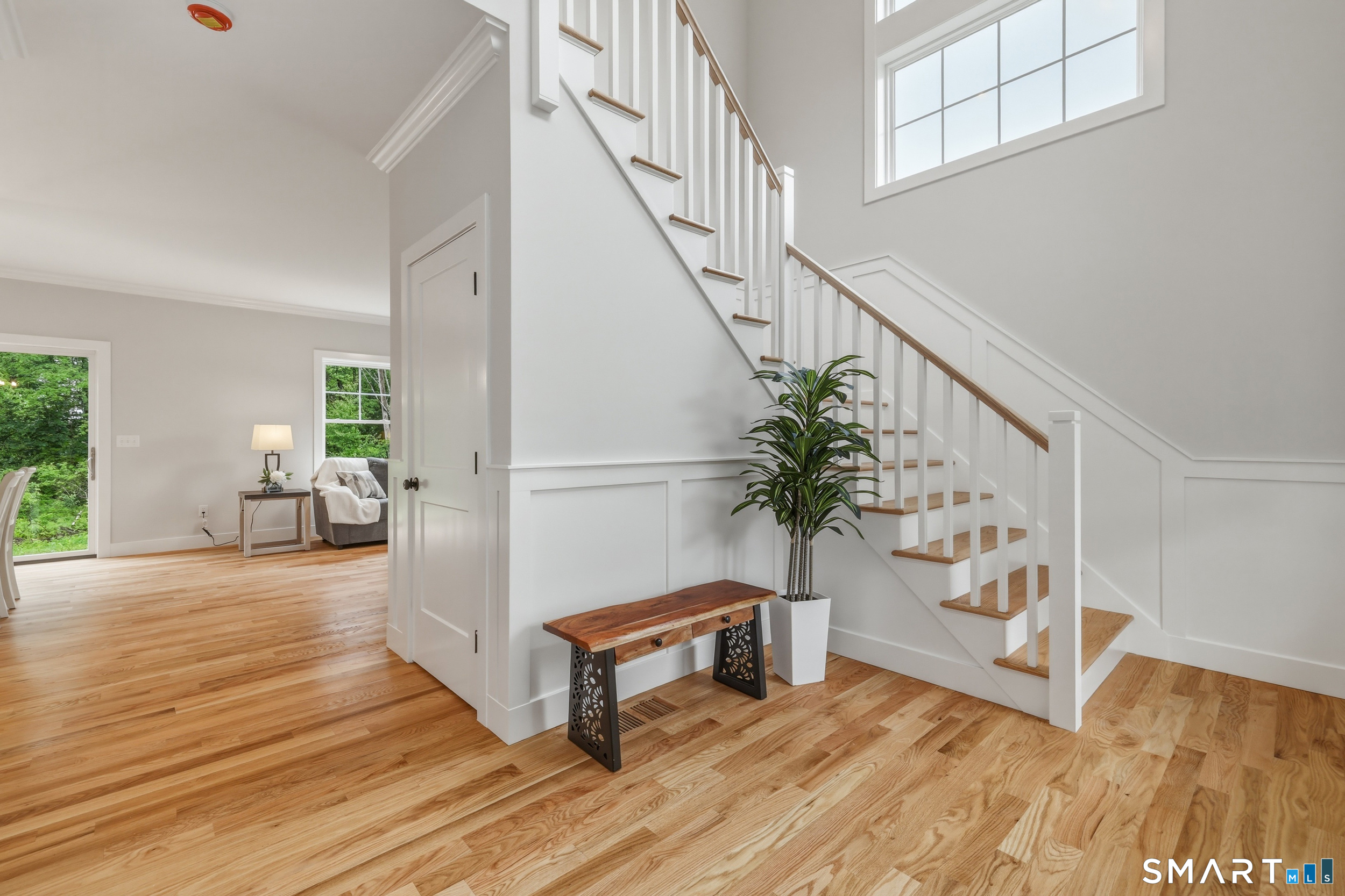 7 Laurelwood Lane Property Photo 4