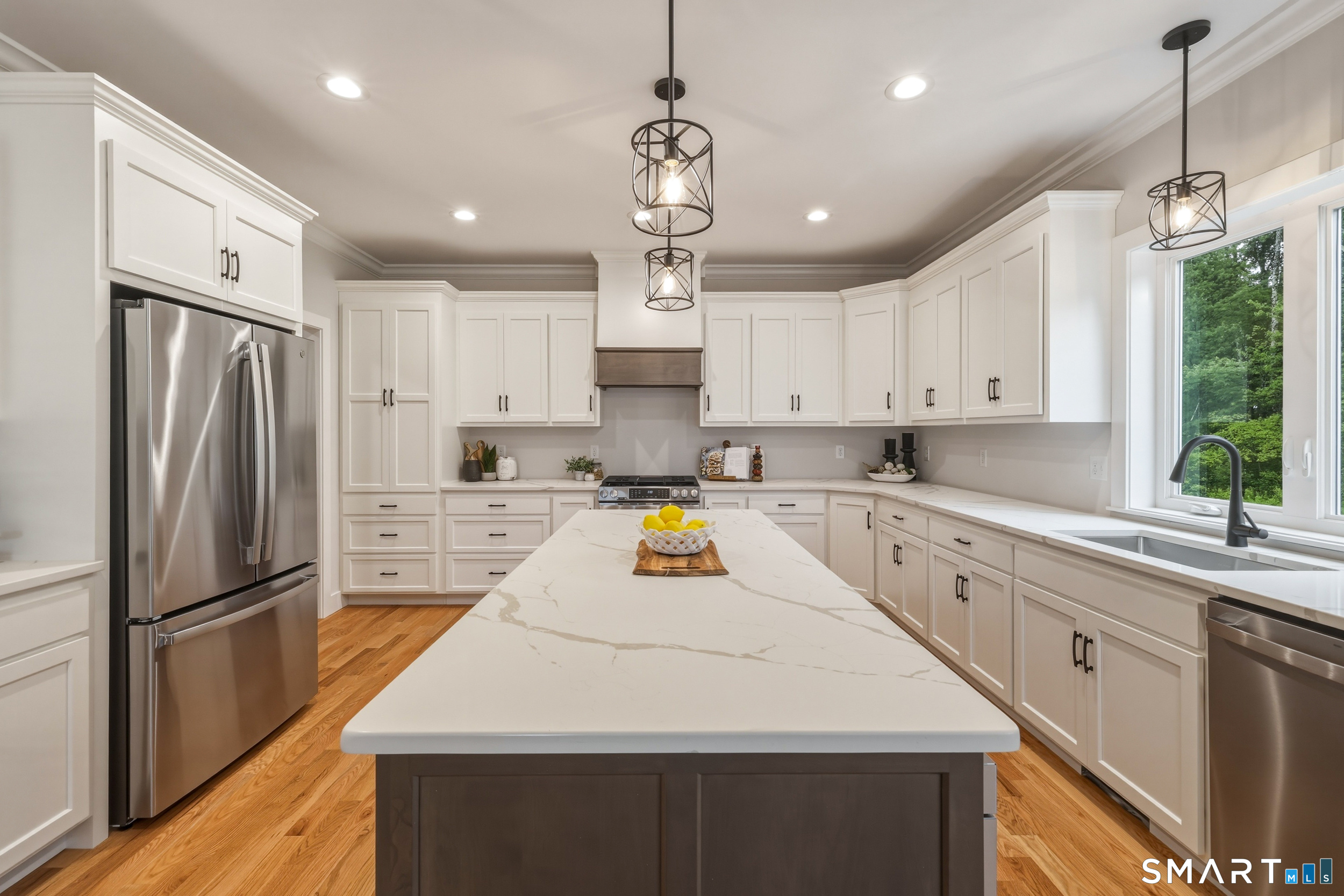 7 Laurelwood Lane Property Photo 12