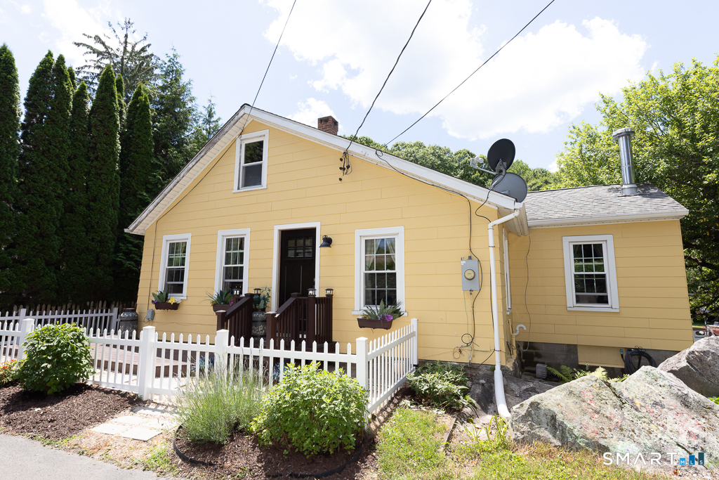50 Pond Meadow Road Property Photo 4