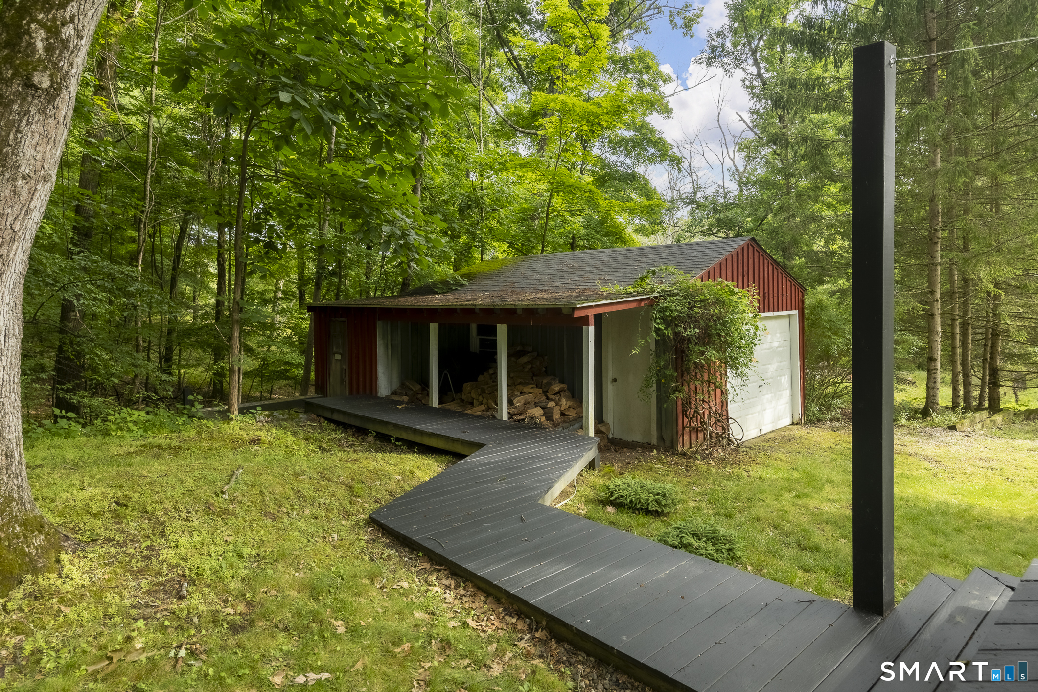 46 Pond Lilly East Road Property Photo 4