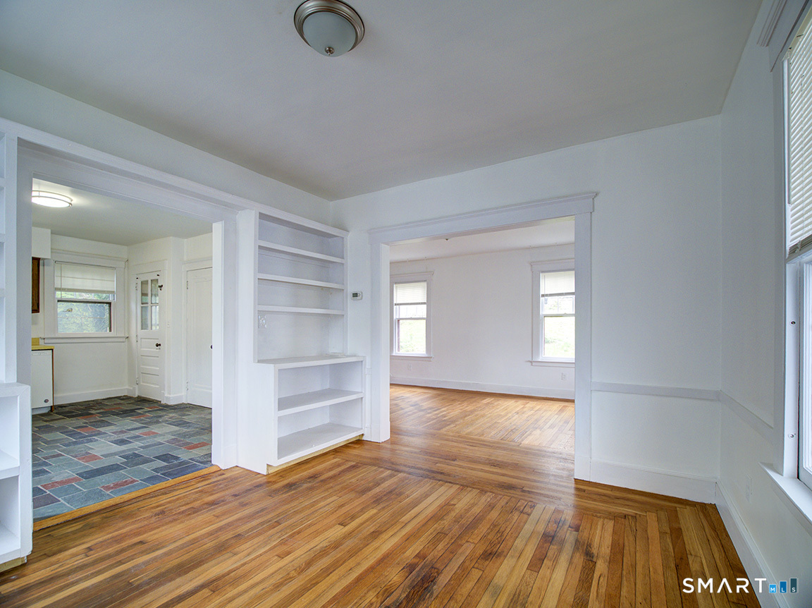 20 Homestead Avenue Property Photo 8
