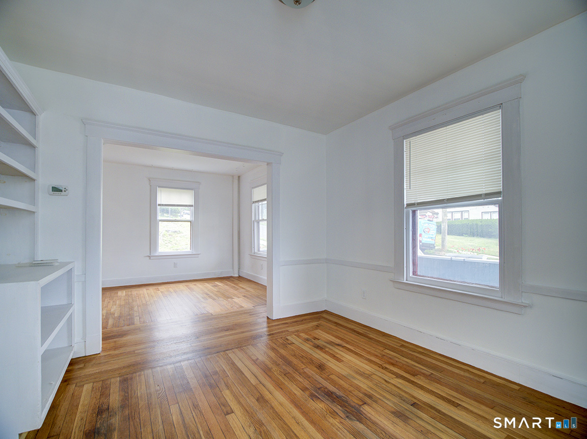 20 Homestead Avenue Property Photo 9