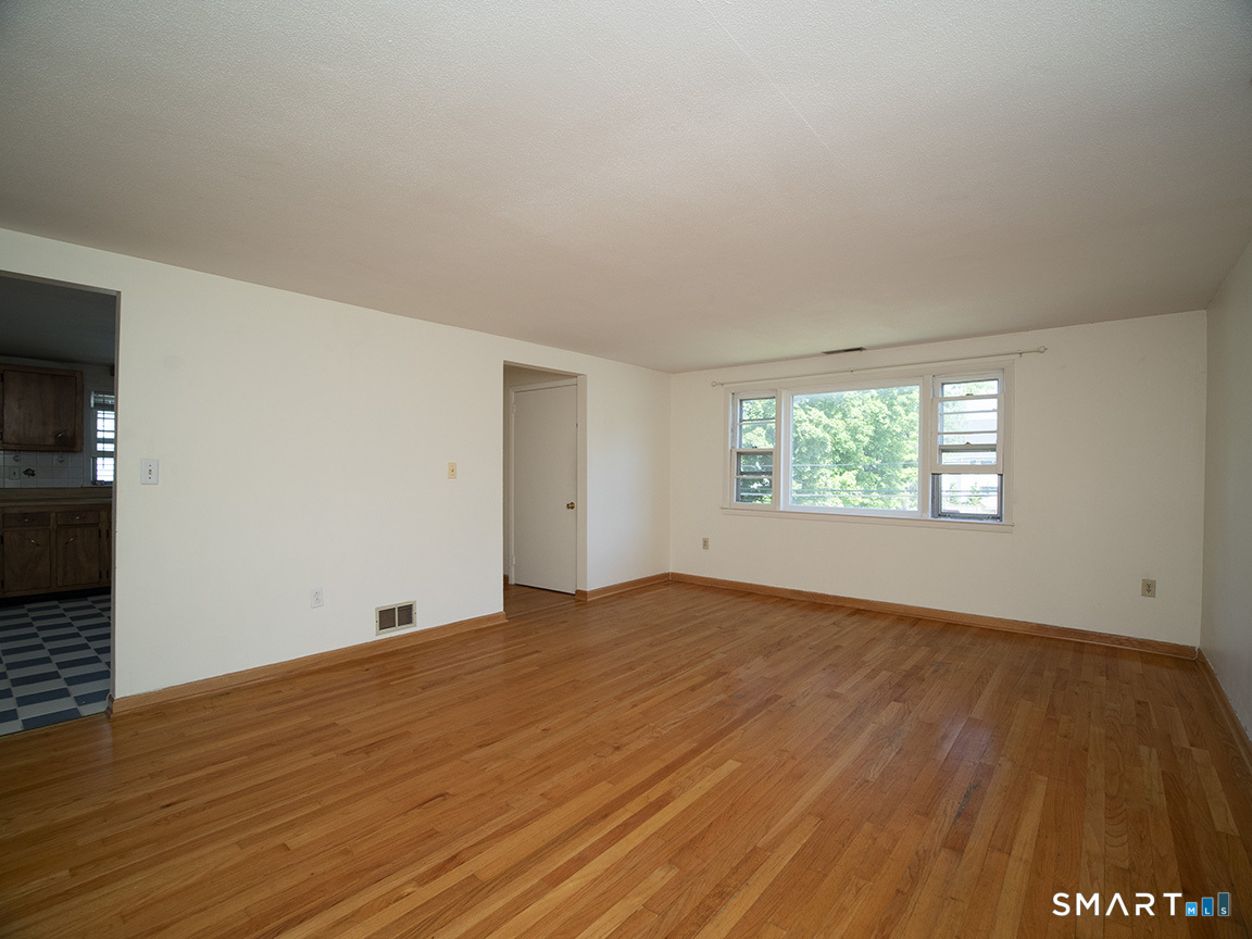 38 Landin 2nd Floor Street Property Photo 10